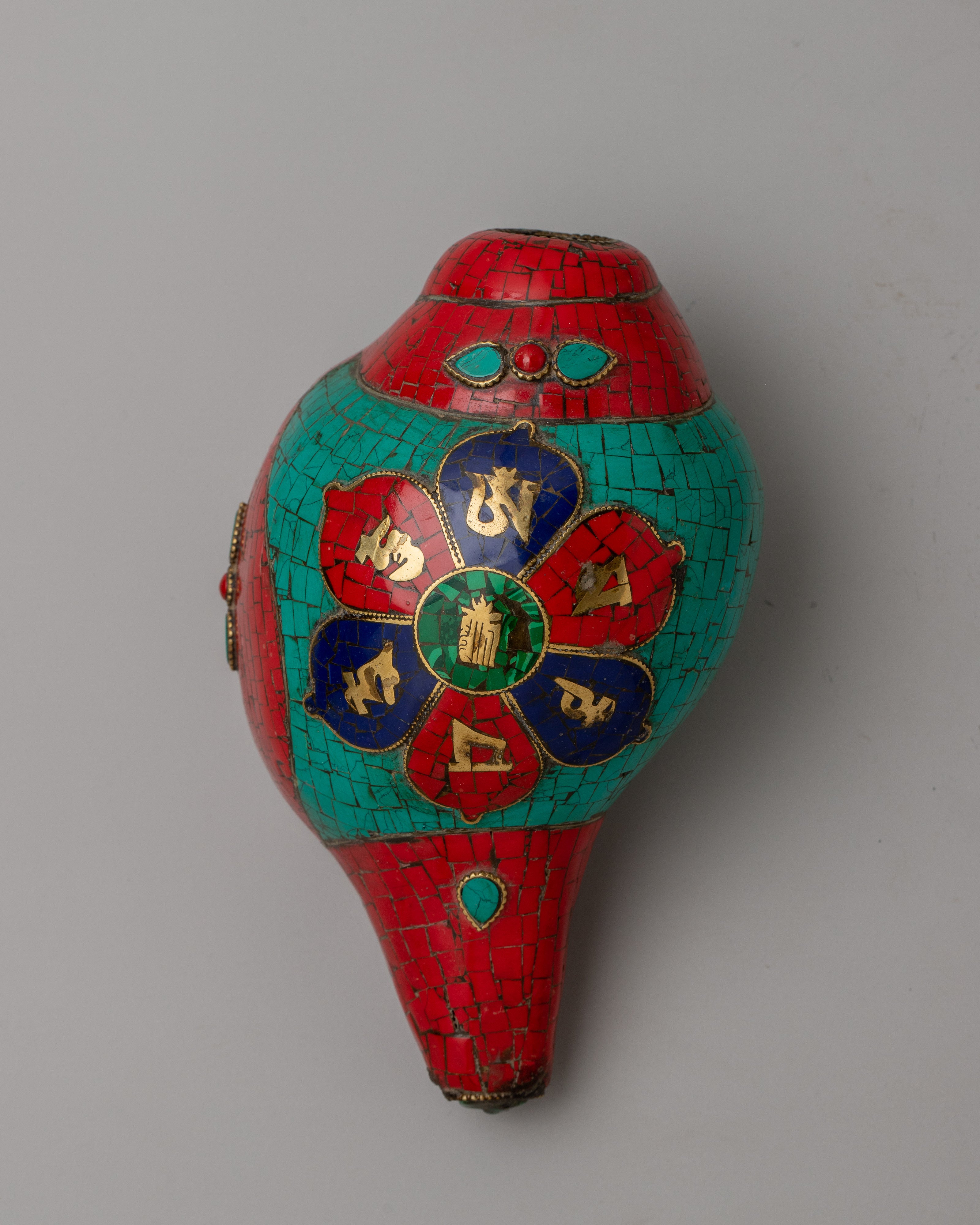Shankha Conch Shell | Traditional Rituals with Vibrant Energy and Divine Blessings