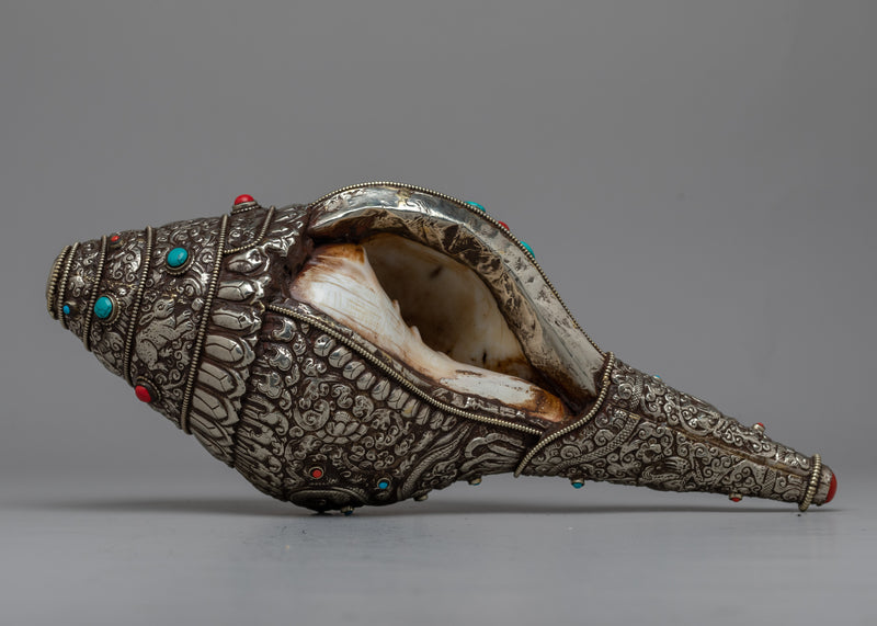 White Metal Conch Shankh | Symbol of Purity and Divine Resonance in Spiritual Rituals