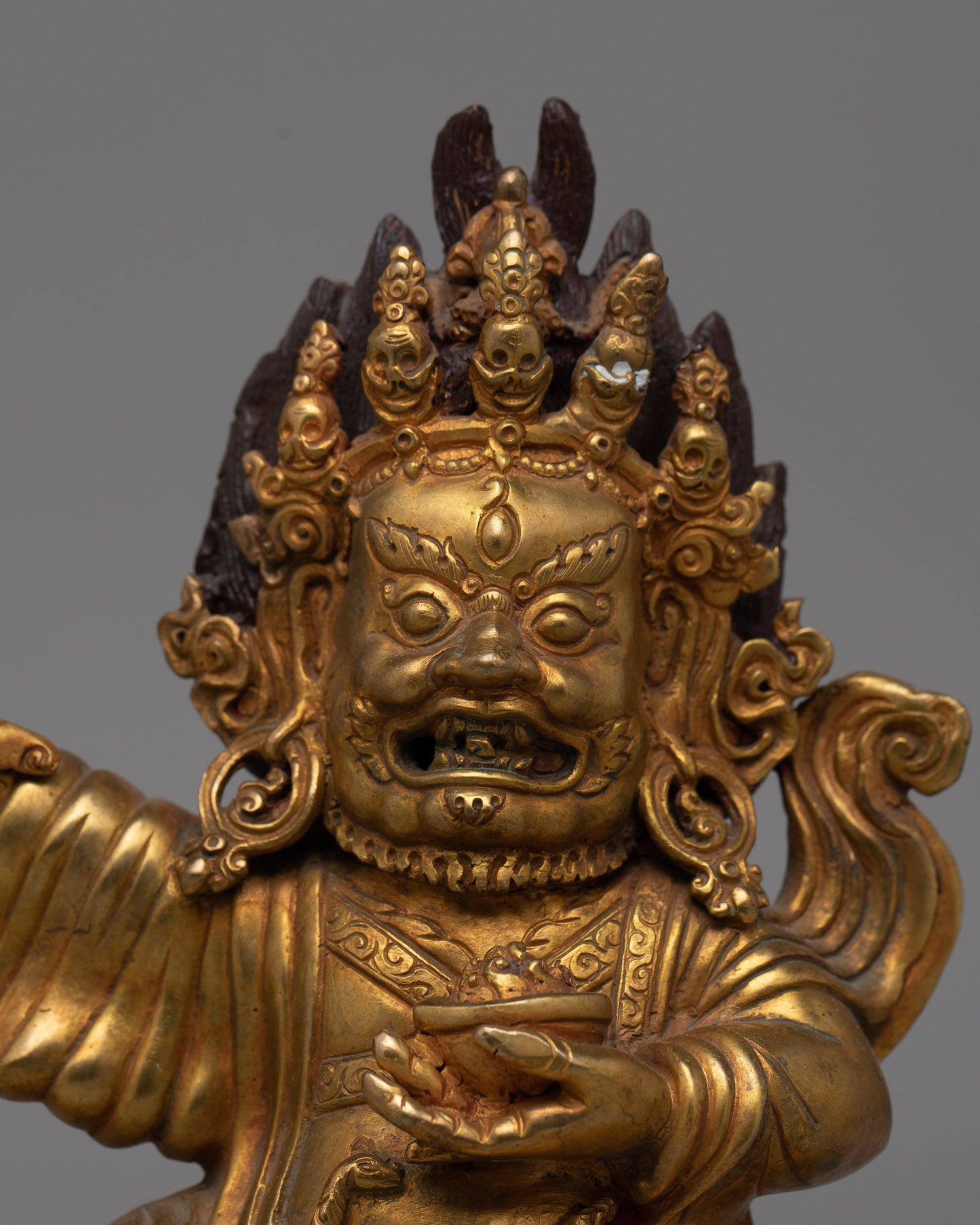 Wrathful Deity Bernagchen Mahakala Statue | Symbol of Fearlessness and Spiritual Protection