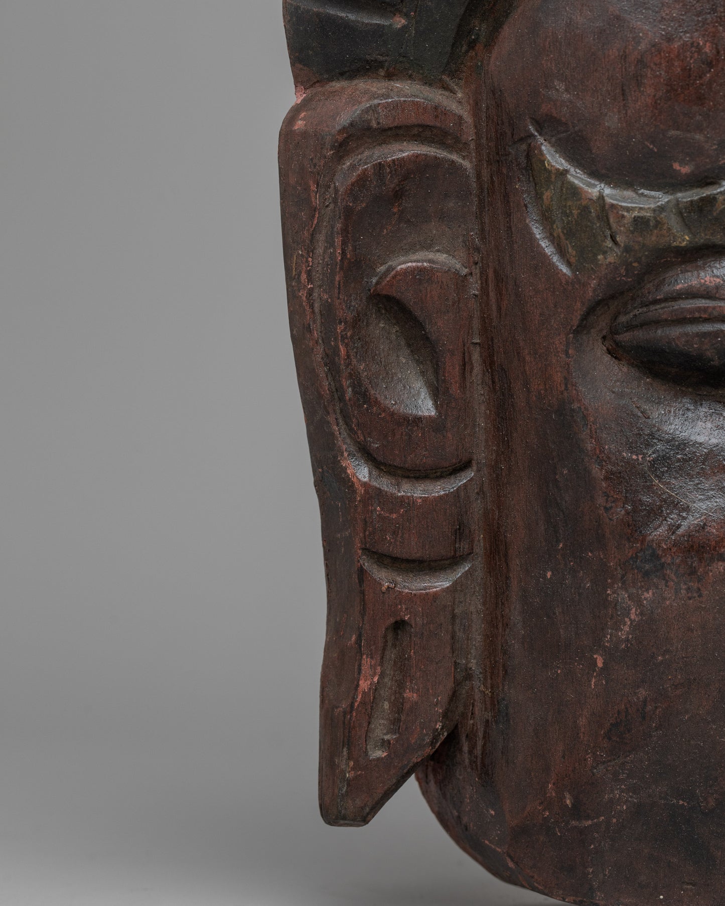 Carved Wood Mask | Enhancing Your Space with Artistic Sophistication