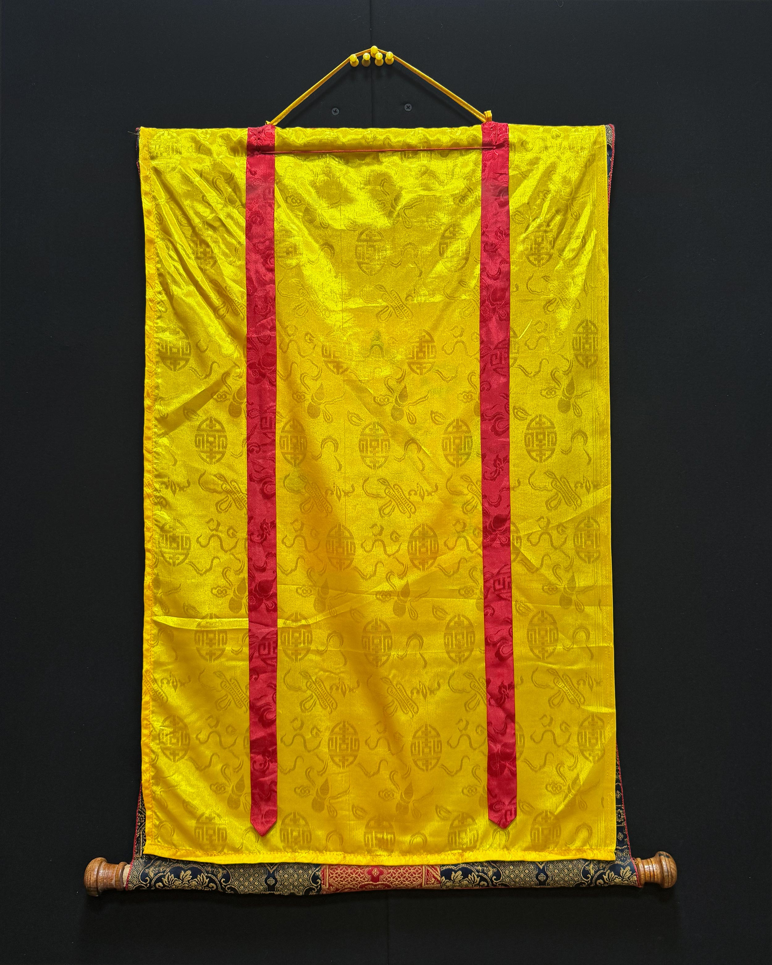 Chenrezig Thangka With Brocade | Embodiment of Universal Love