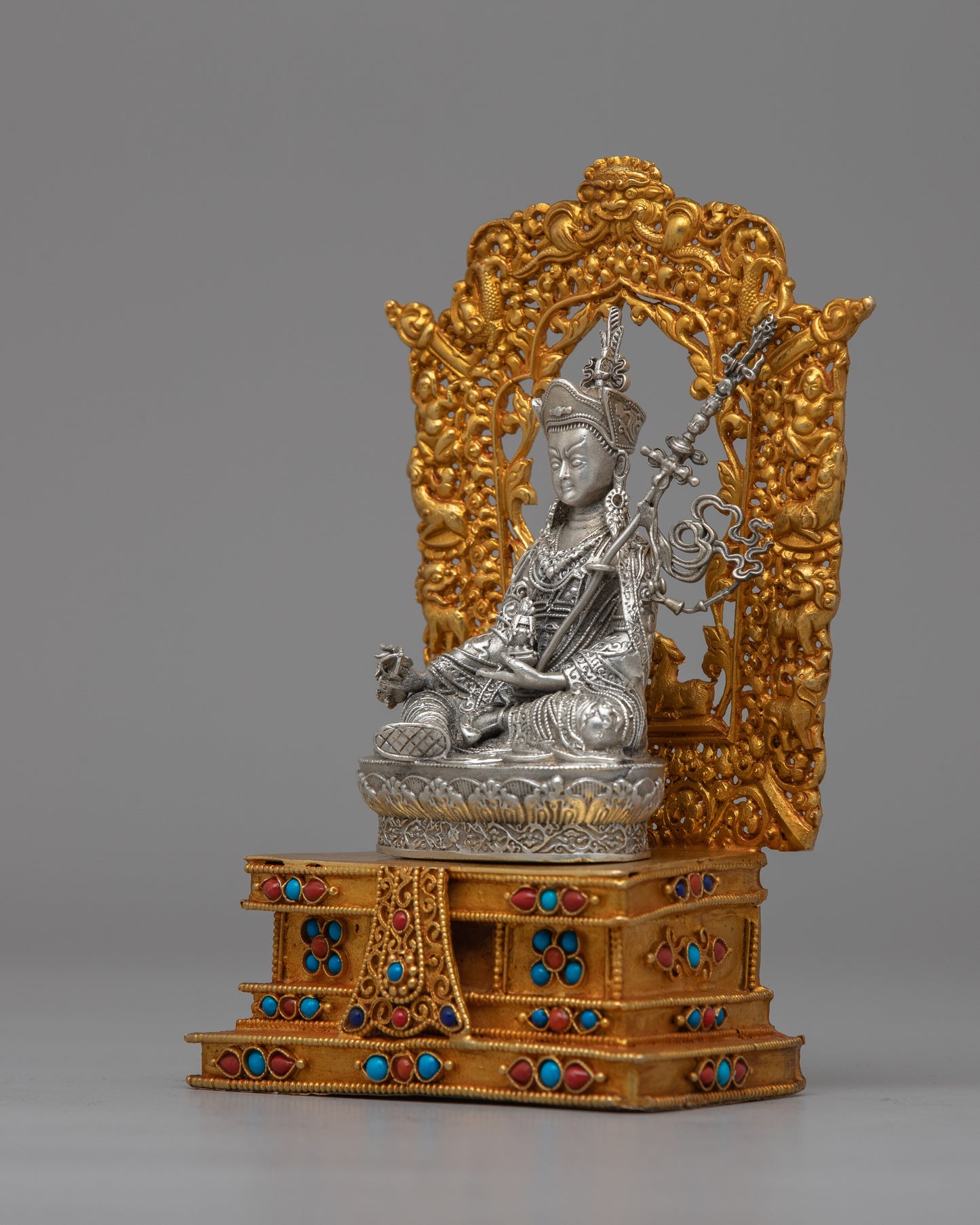 Deva Guru Rinpoche Statue | Representation of Enlightened Wisdom and Compassion