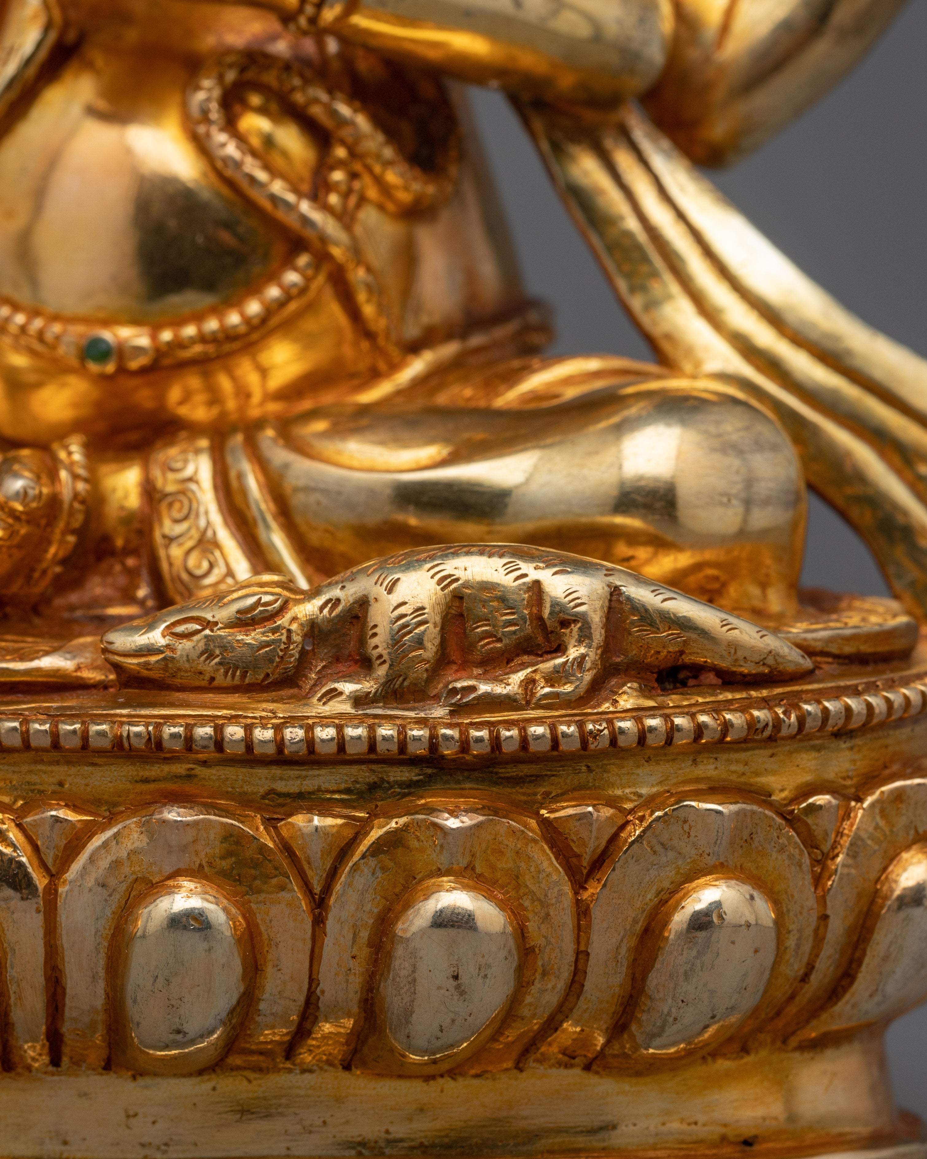 Shree Lord Ganesh Statue | Embodiment of Divine Wisdom and Prosperity