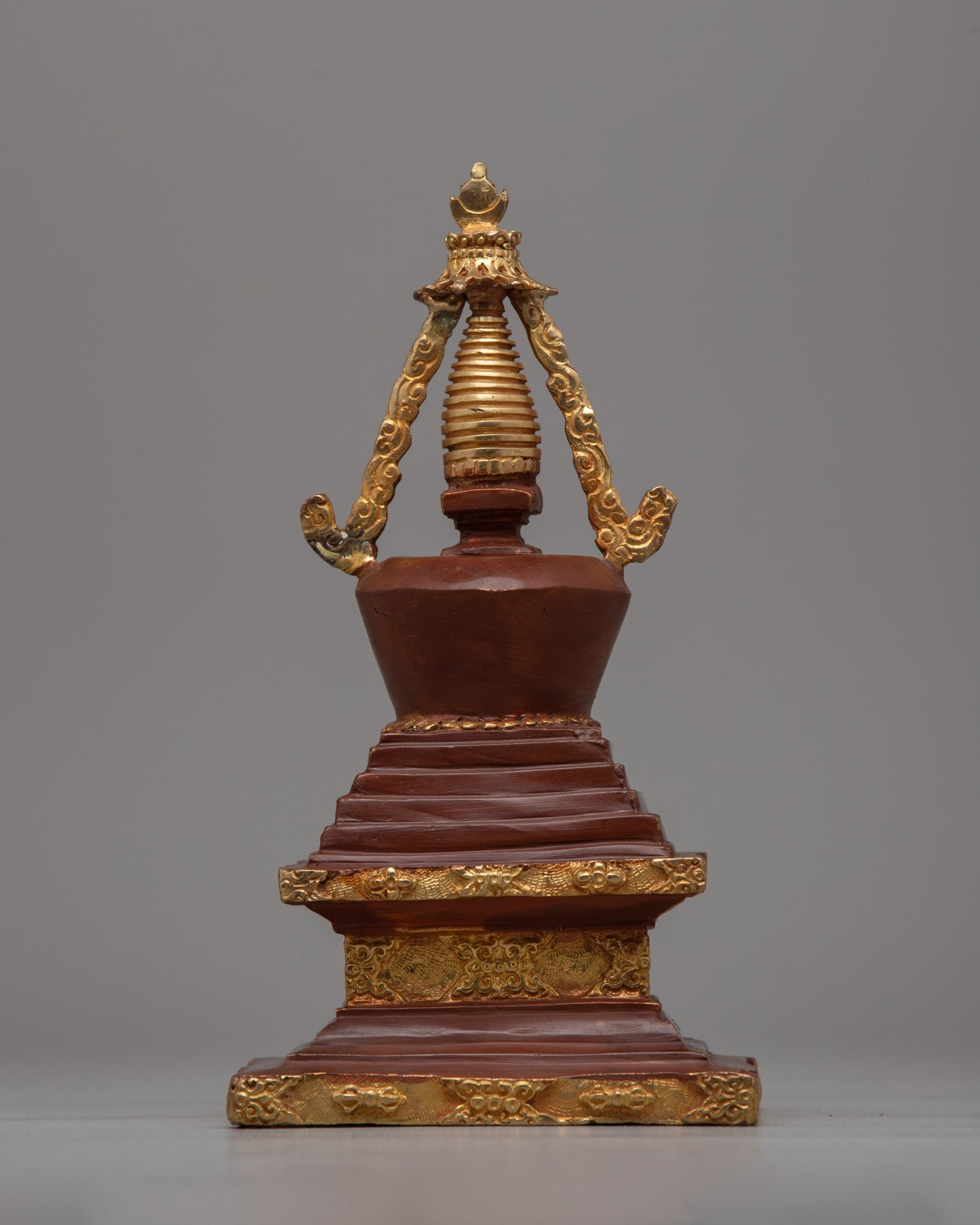 Decorative Copper Stupa Budista | Symbolic Buddhist Monument for Meditation