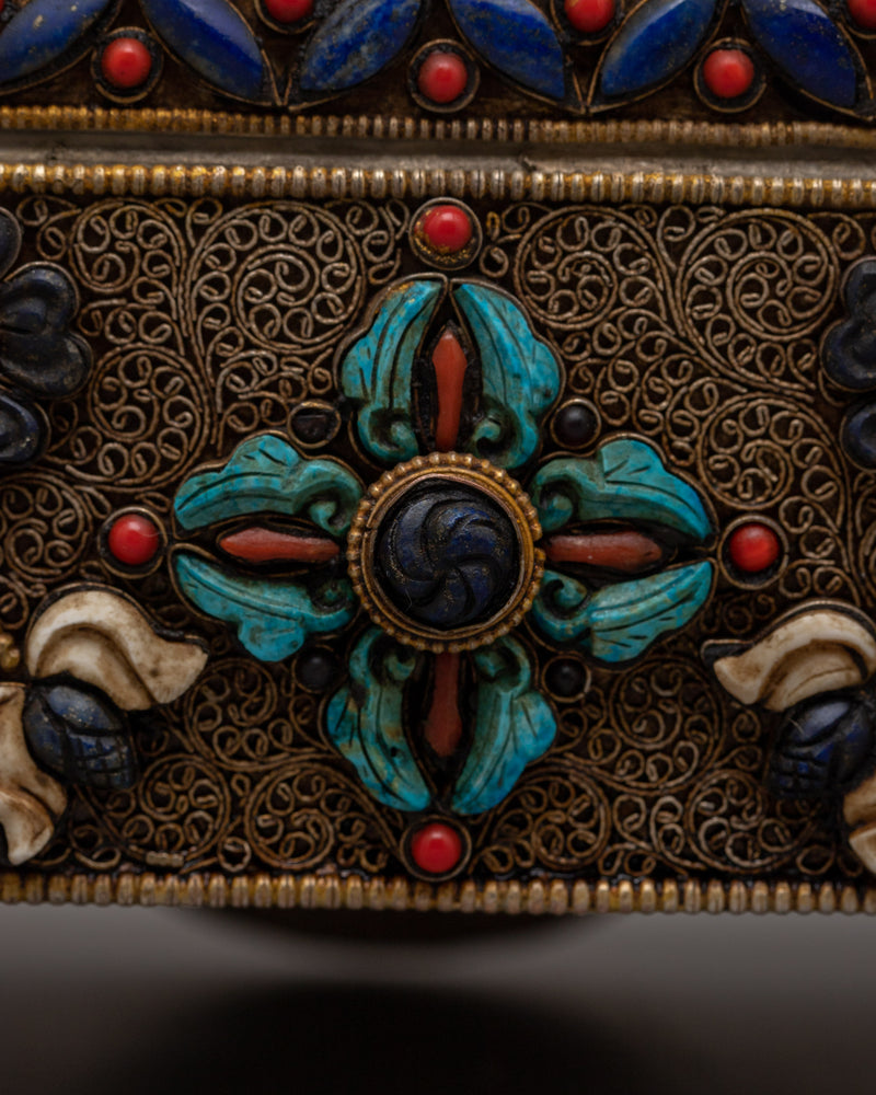 Decorative Treasure Box | Authentic Handcrafted Chest for Storing Jewelry