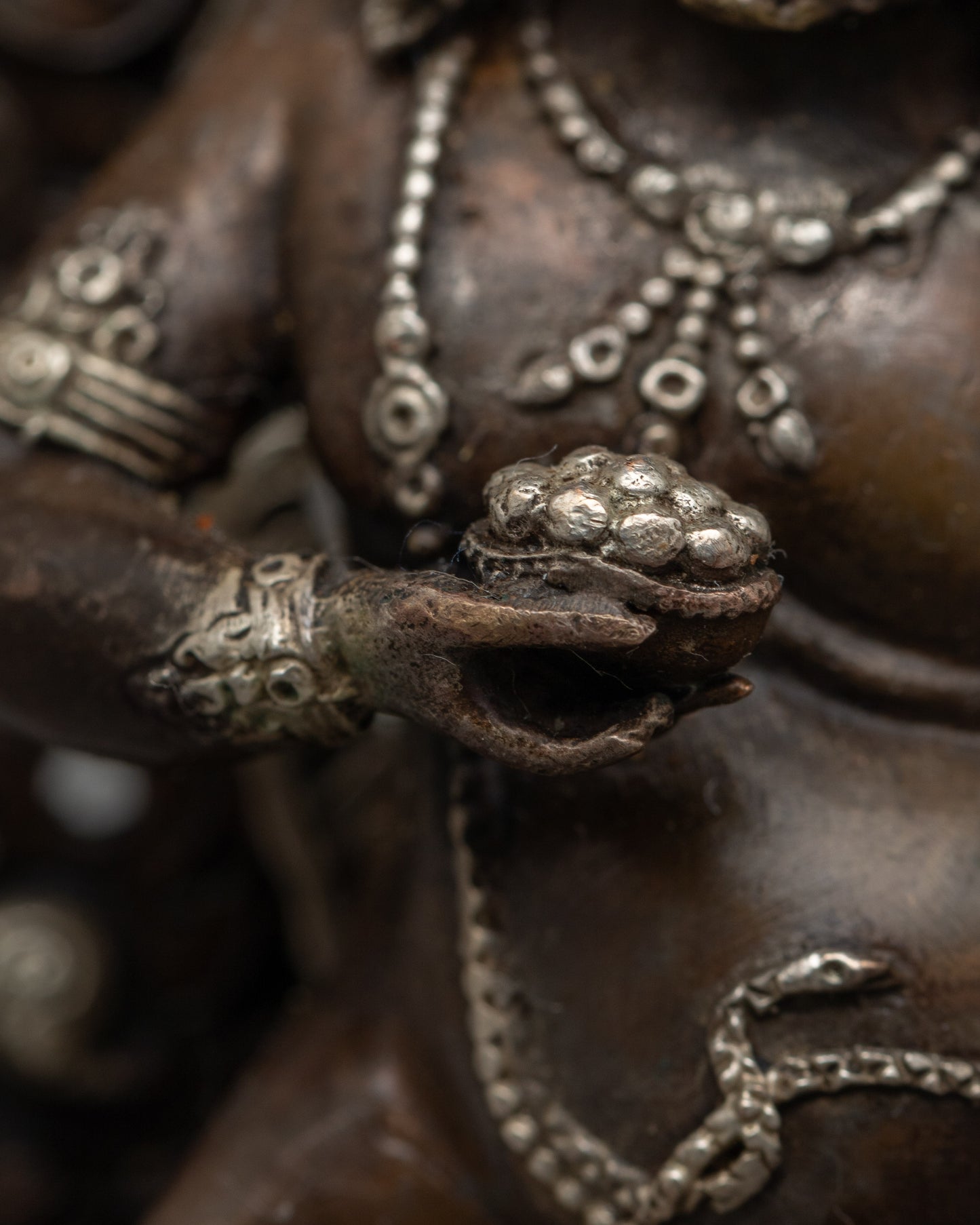 Copper Black Dzambhala Statue | Radiant Symbol of Prosperity in Tibetan Buddhist Tradition