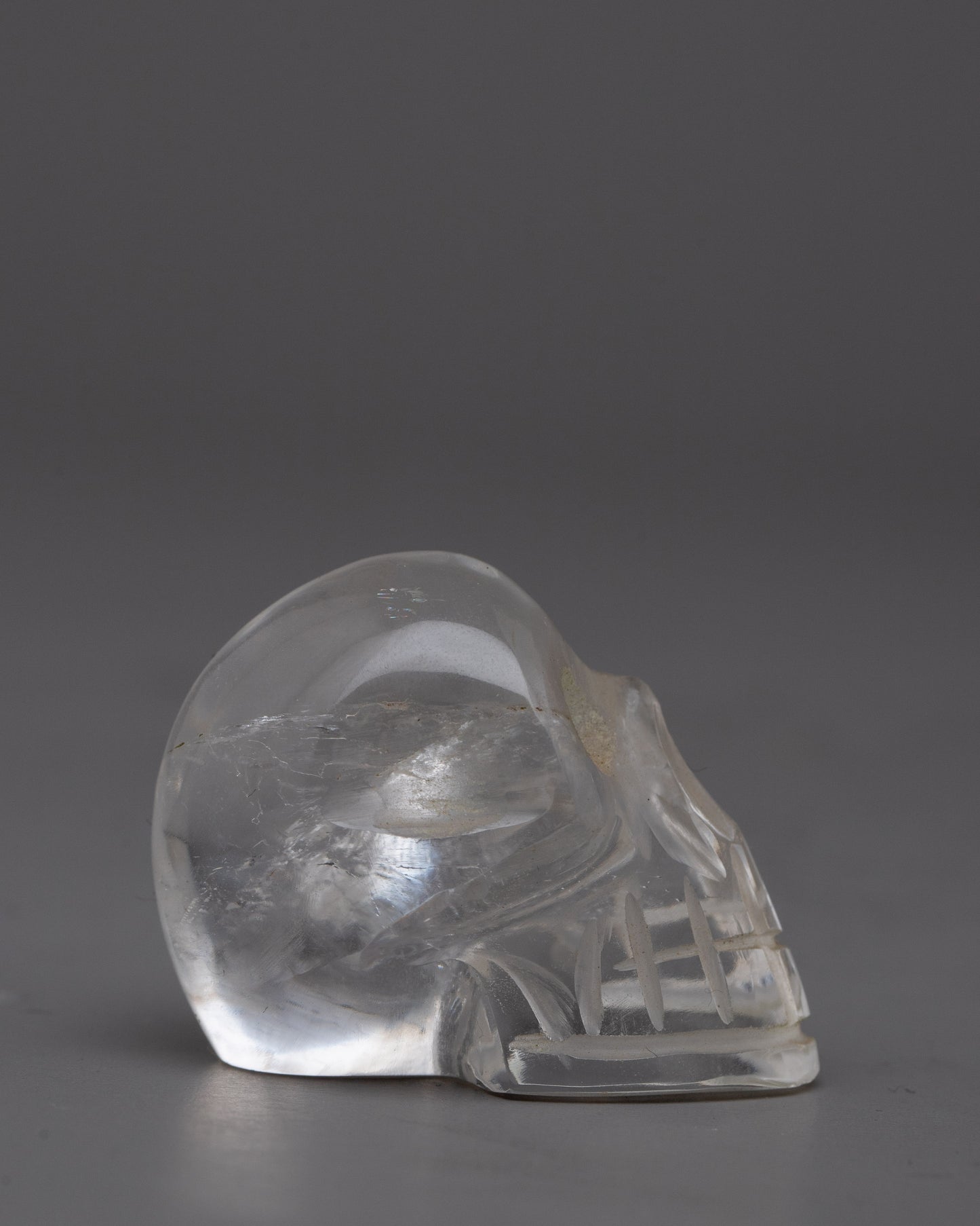 Skull Crystal Statue | Evoking Depth and Mystery, Symbolizing Transformation and Renewal