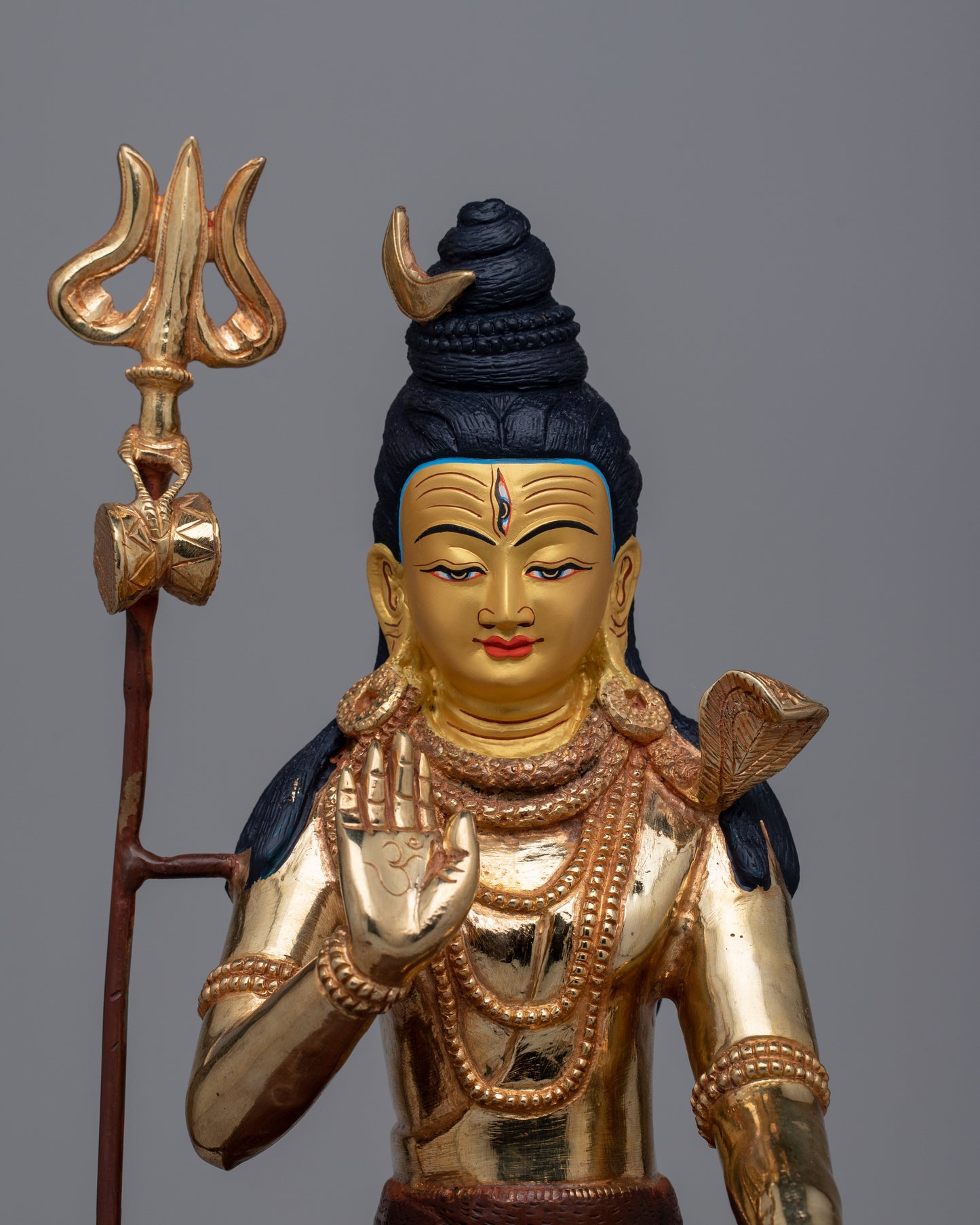 Copper Shiva Statue | Traditional Hindu God Sculpture with Ornate Details and Spiritual Aura