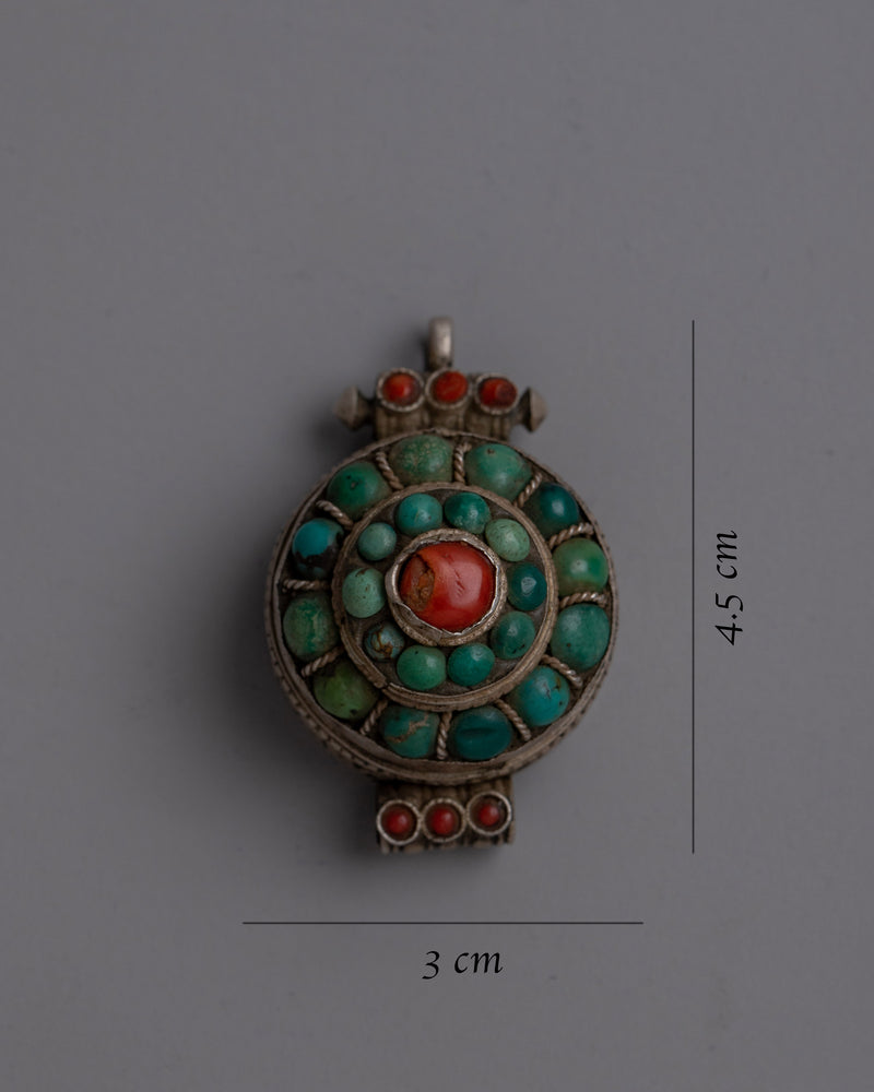 Pure Silver Locket Gahu | Exquisitely Crafted Tibetan Amulet with Detailed Artwork