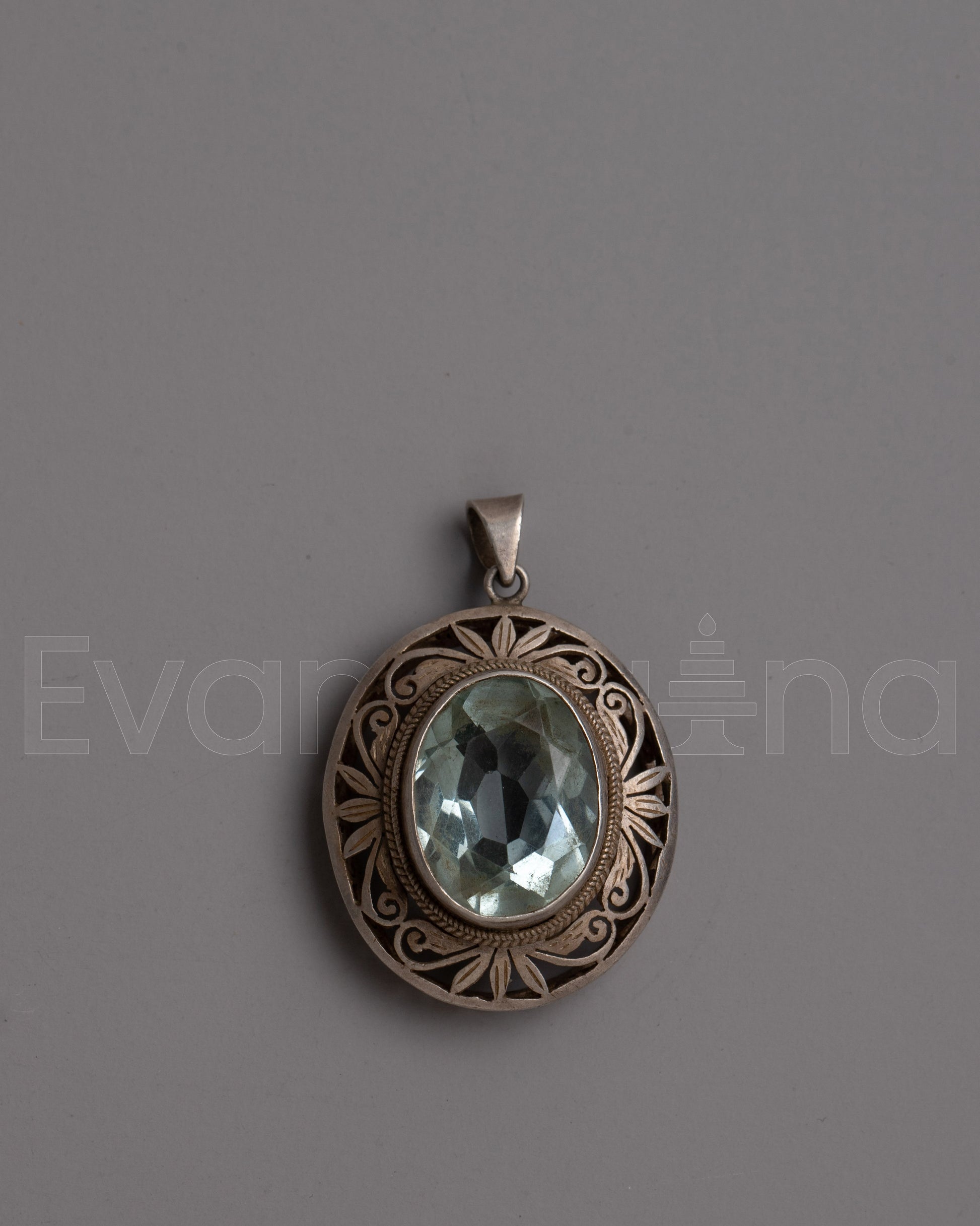  Silver Locket&nbsp;