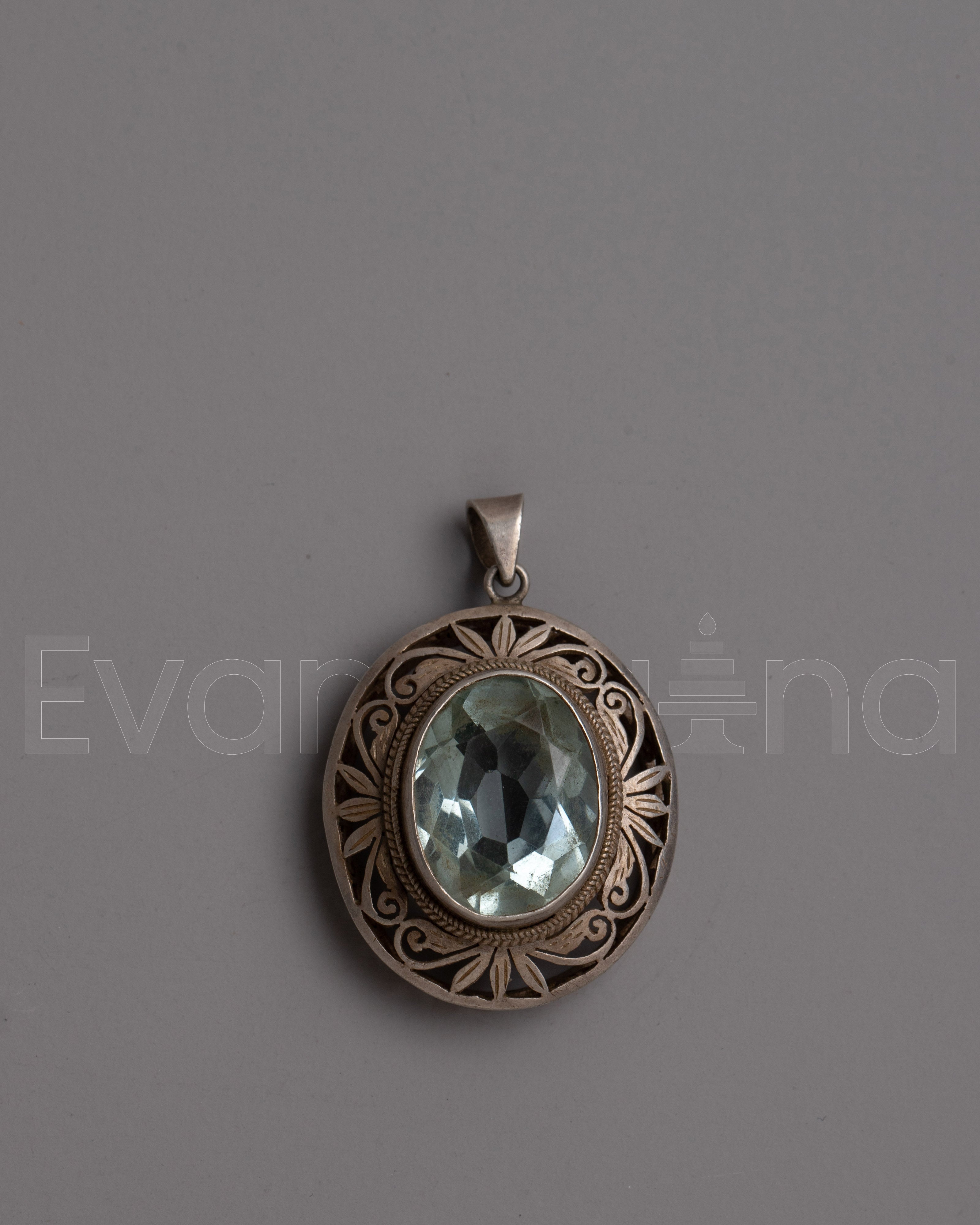  Silver Locket&nbsp;