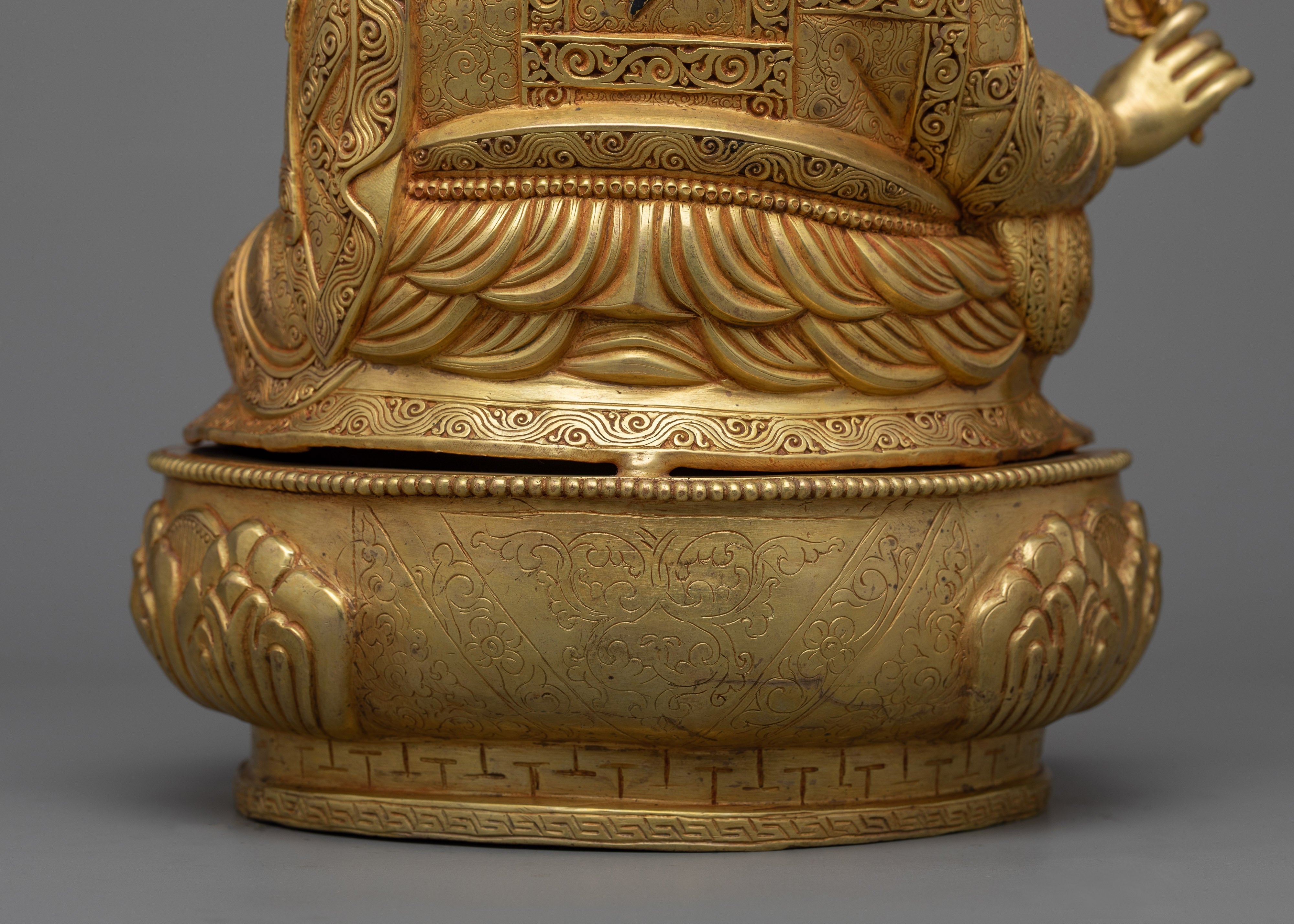 Guru Rinpoche Statue | Ignite Your Path to Enlightenment