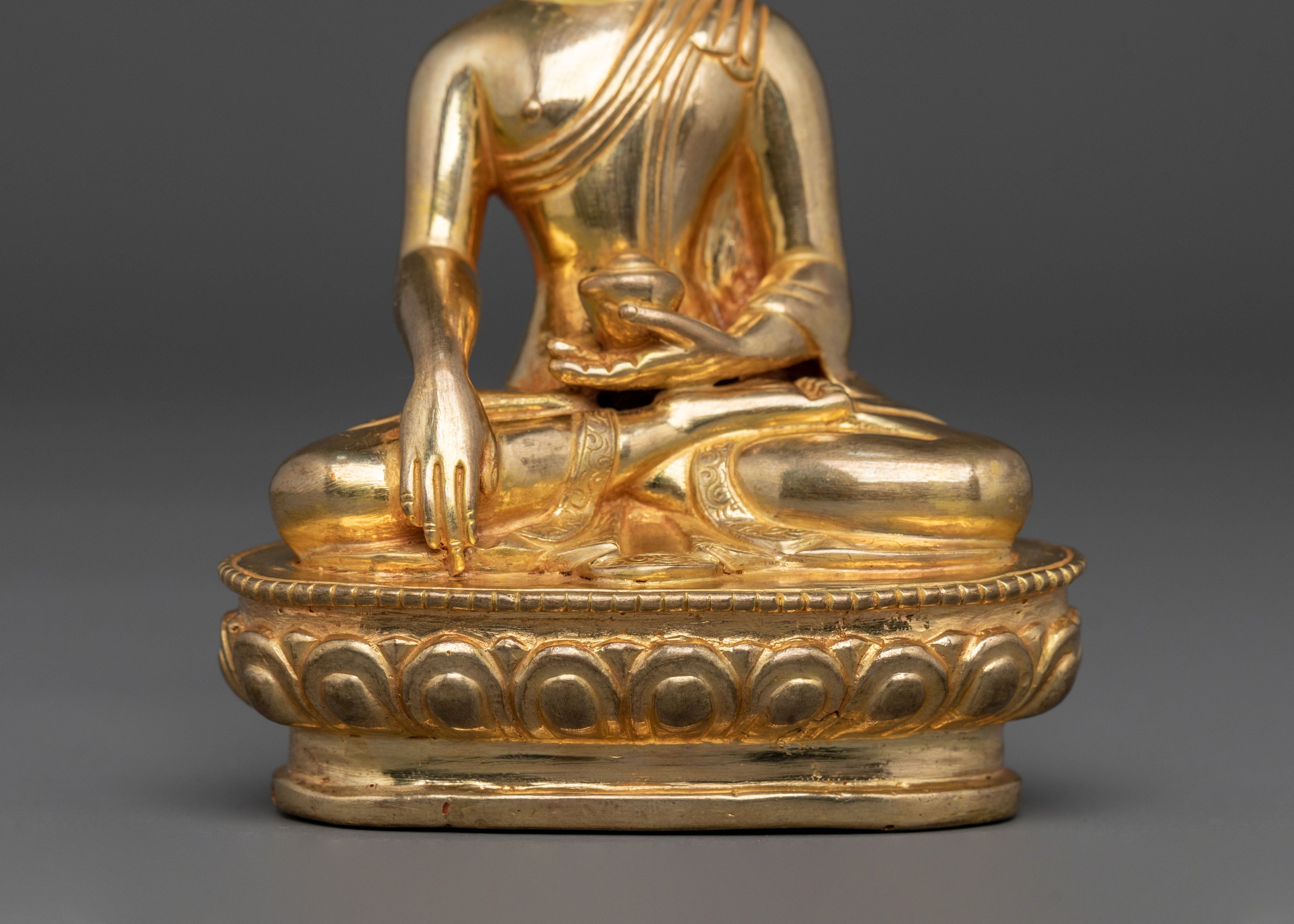 Hand-Carved Shakyamuni Buddha Figurine | Symbol of Enlightenment