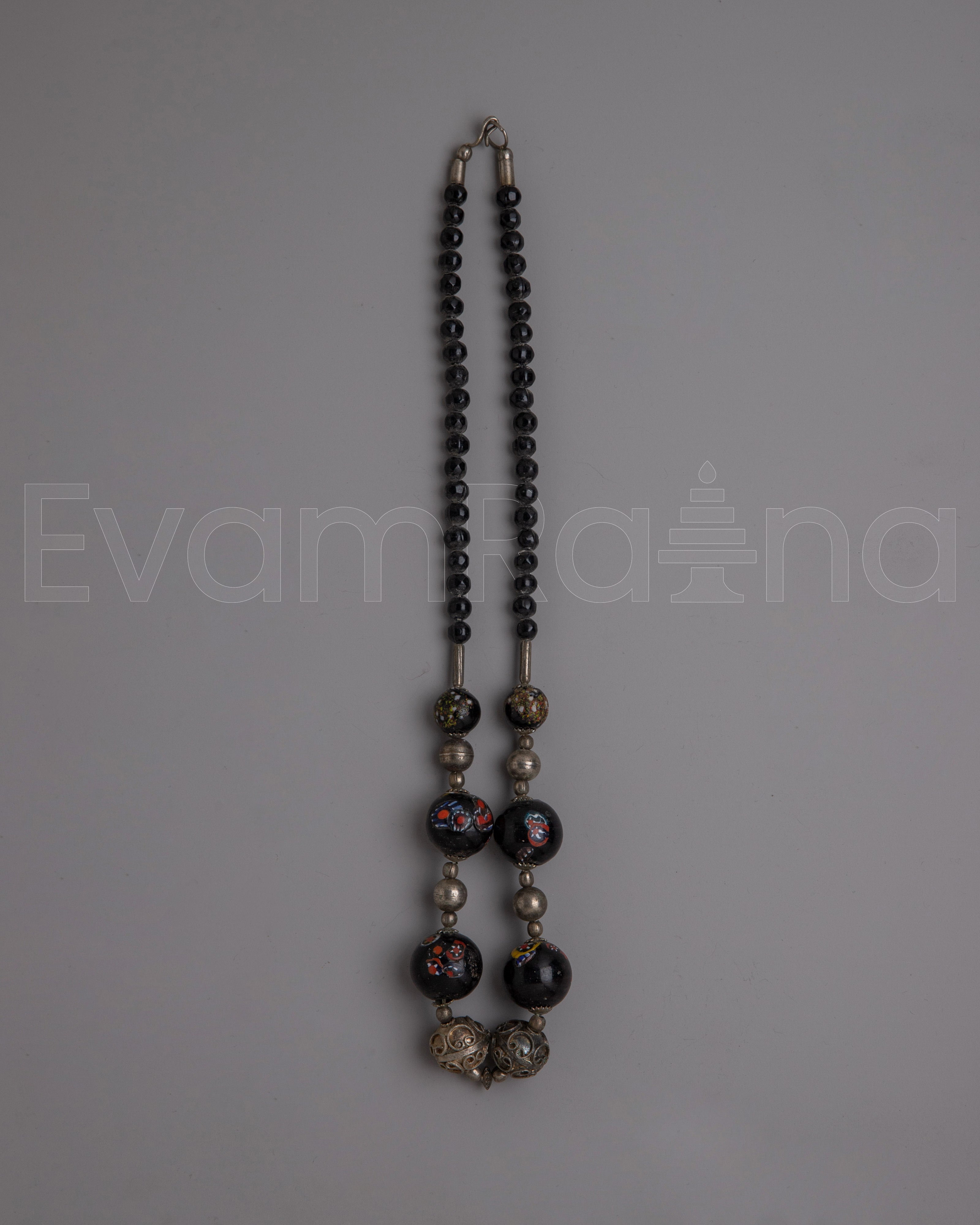 Black Bead Necklace 