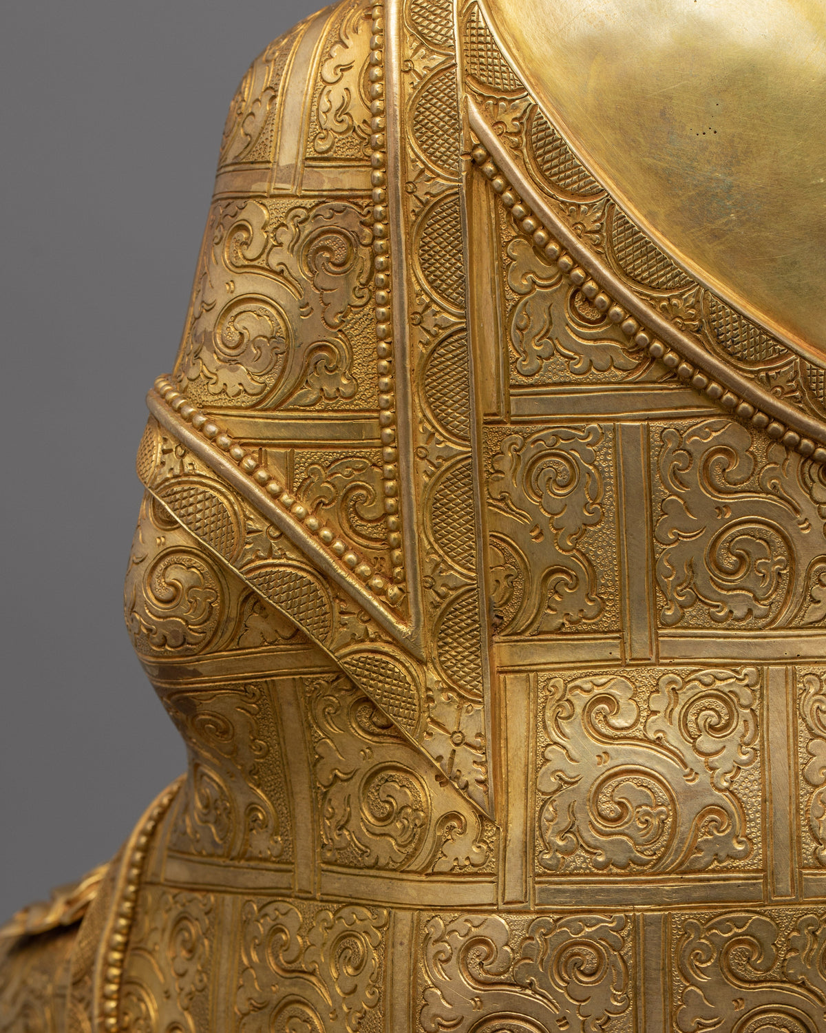 24K Gold Gilded Shakyamuni Buddha In Lotus Posture | Tibetan Buddhist art, Home decor