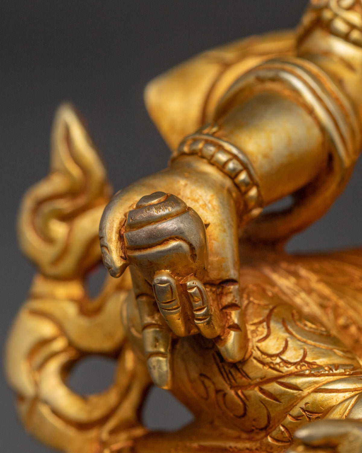 Dzambhala Guardian Statue:  Buddhist Wealth Deity Sculpture