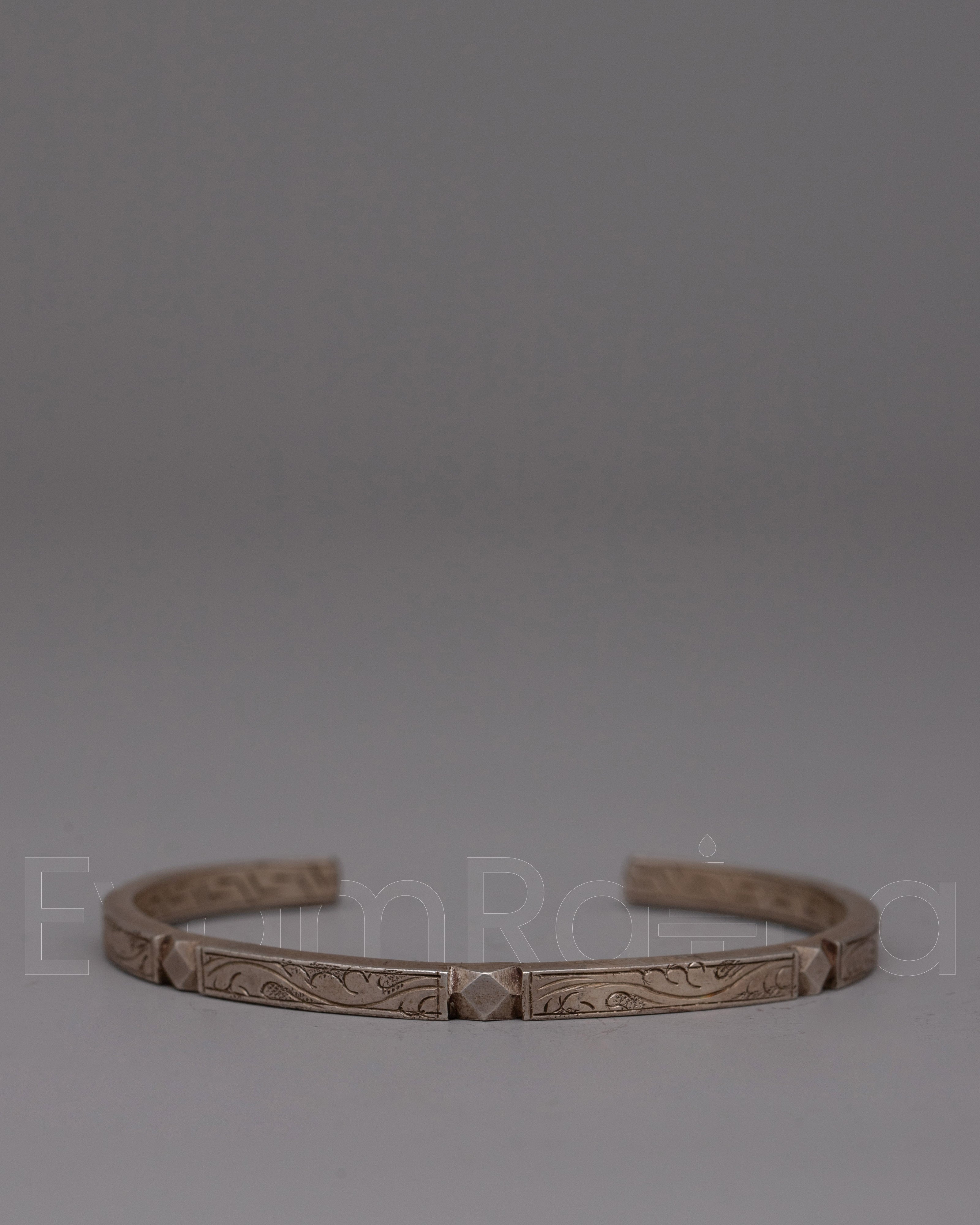  Tibetan Bracelet  