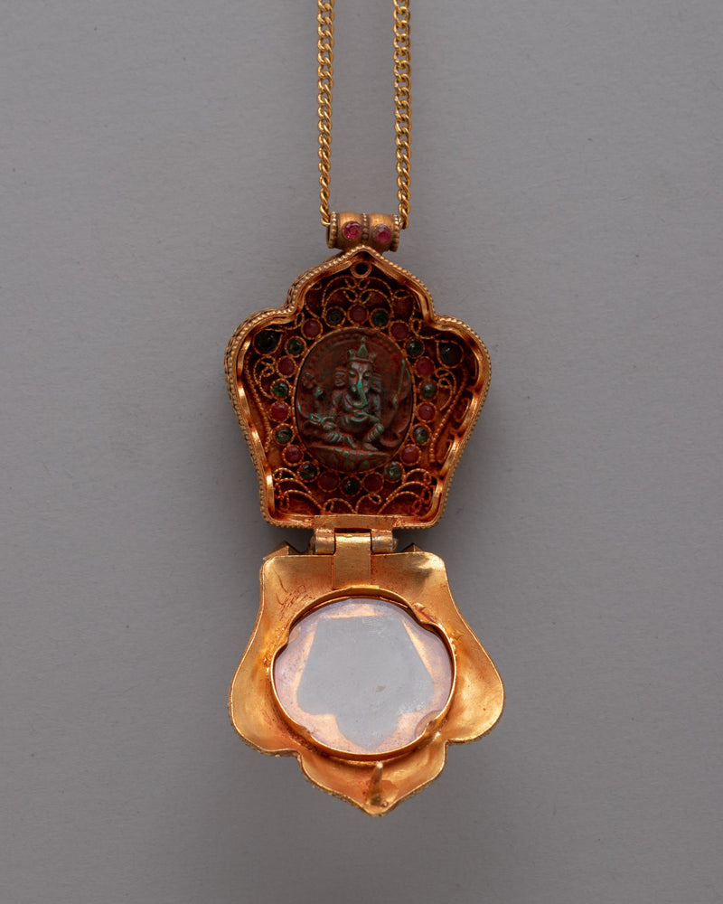 Lord Ganesh Ghau Locket | Spiritual Amulet Infusing Wisdom, Prosperity, and Protection