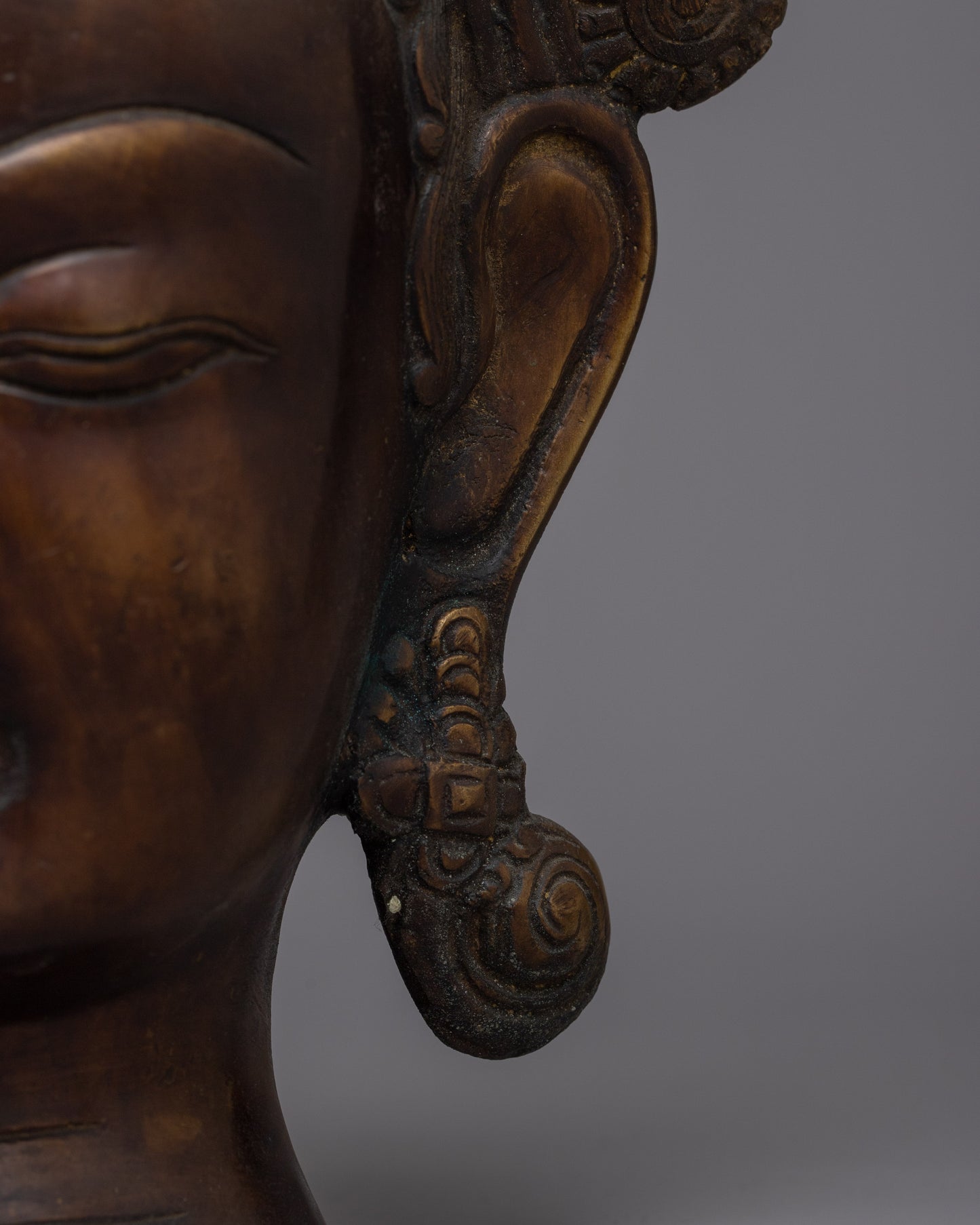 Large Buddha Head Statue | Timeless Charm and Artisan Craftsmanship in a Sacred Sculpture