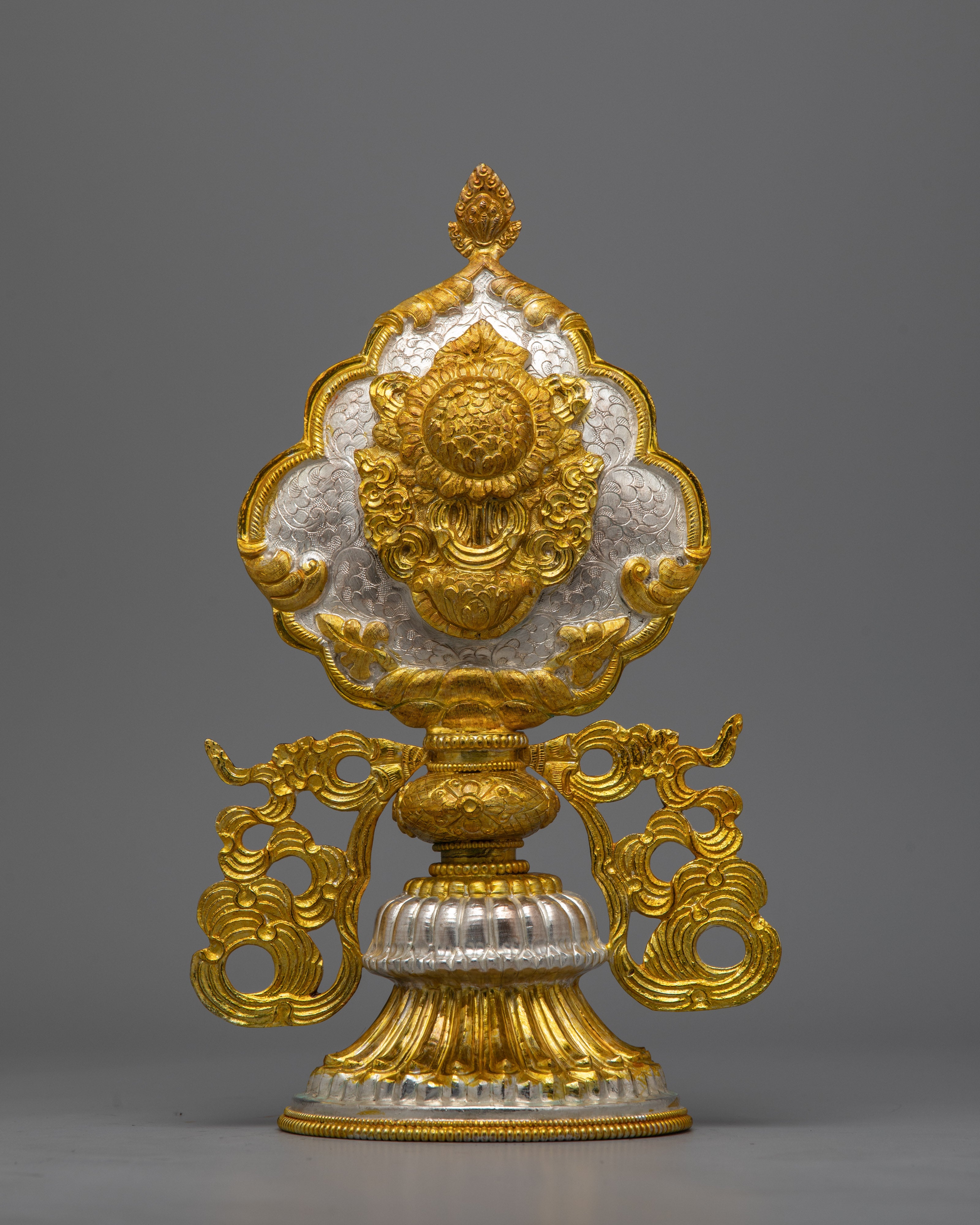 Tibetan 8 Auspicious Symbols | Sacred Emblems for Spiritual Harmony and Good Fortune