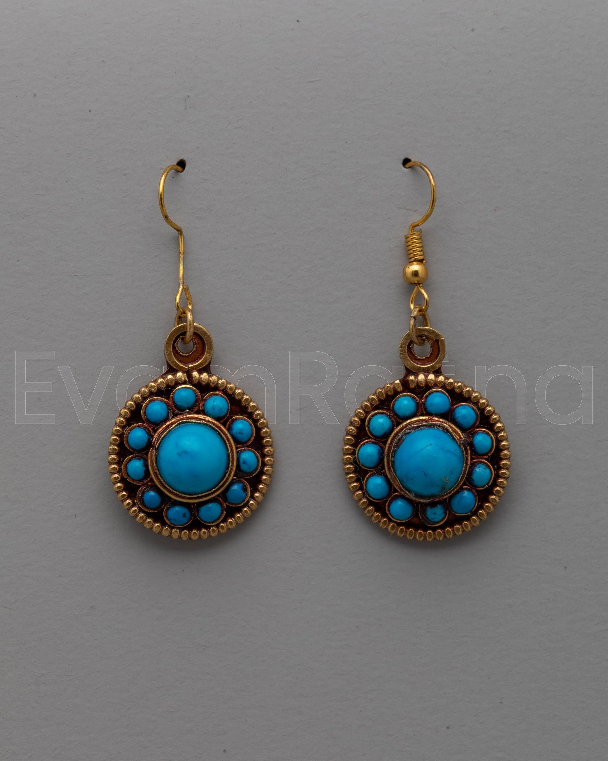  Gold Earrings 