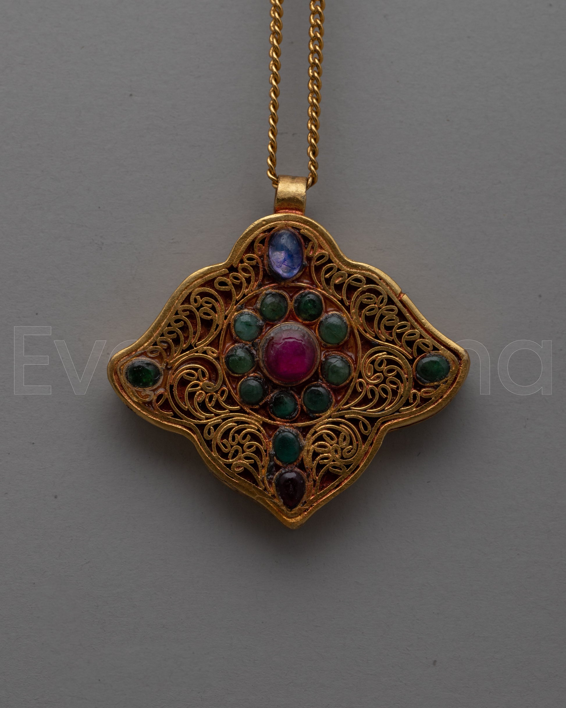 Emerald Pendant 
