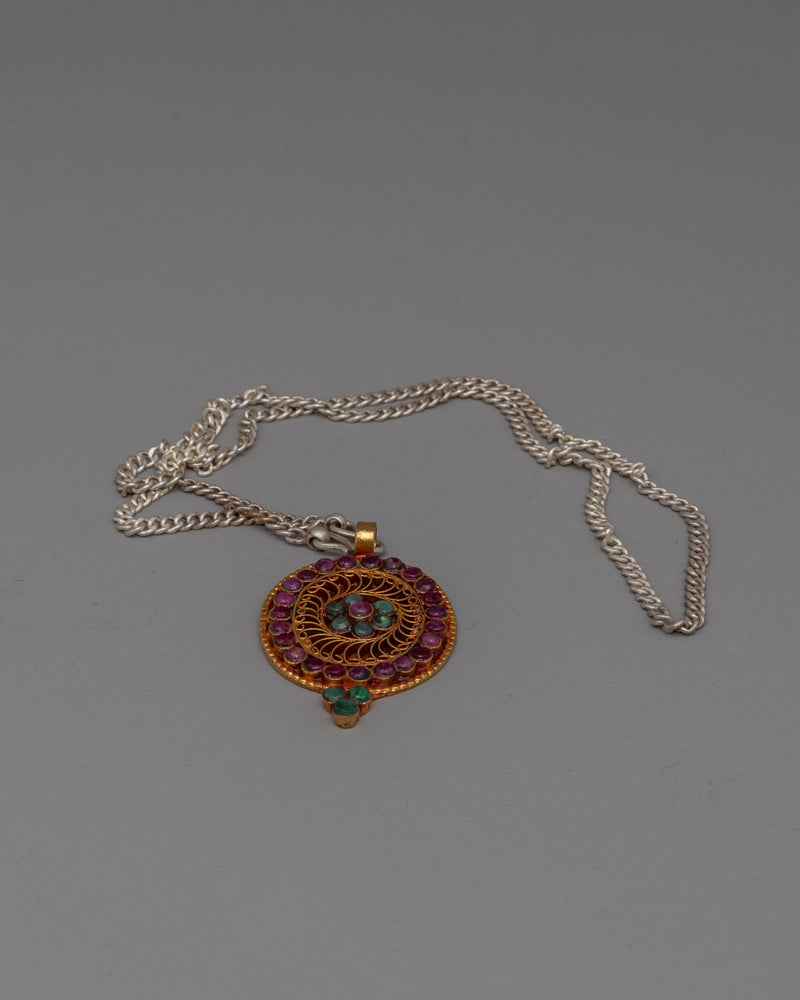 Handcrafted Tibetan Jewelry – Authentic Designs with Spiritual Significance