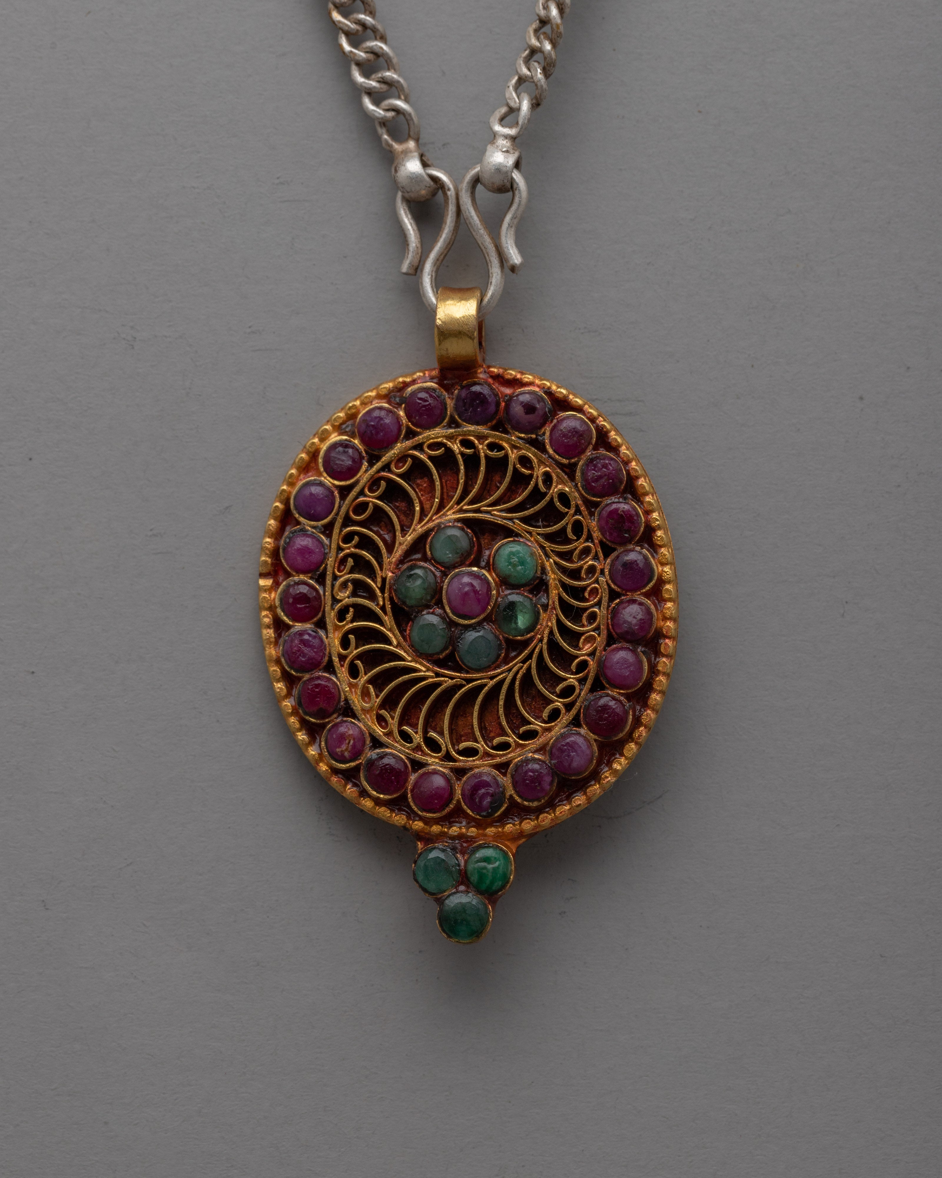 Handcrafted Tibetan Jewelry – Authentic Designs with Spiritual Significance