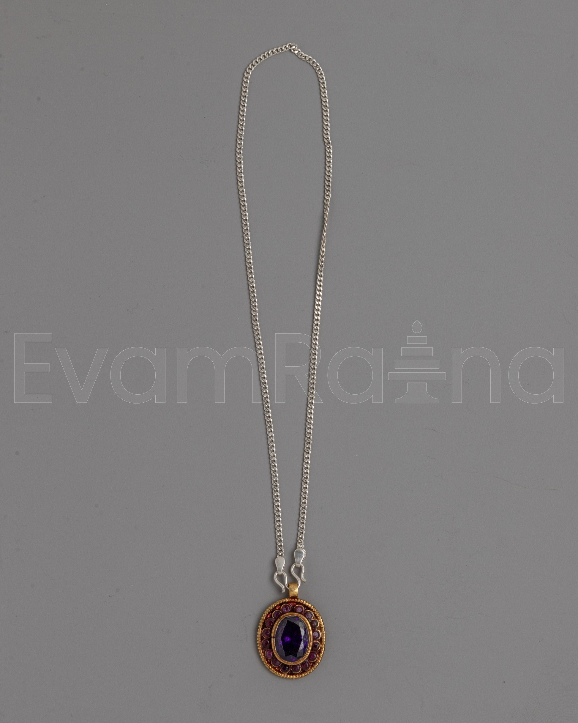 Silver Chain Locket 
