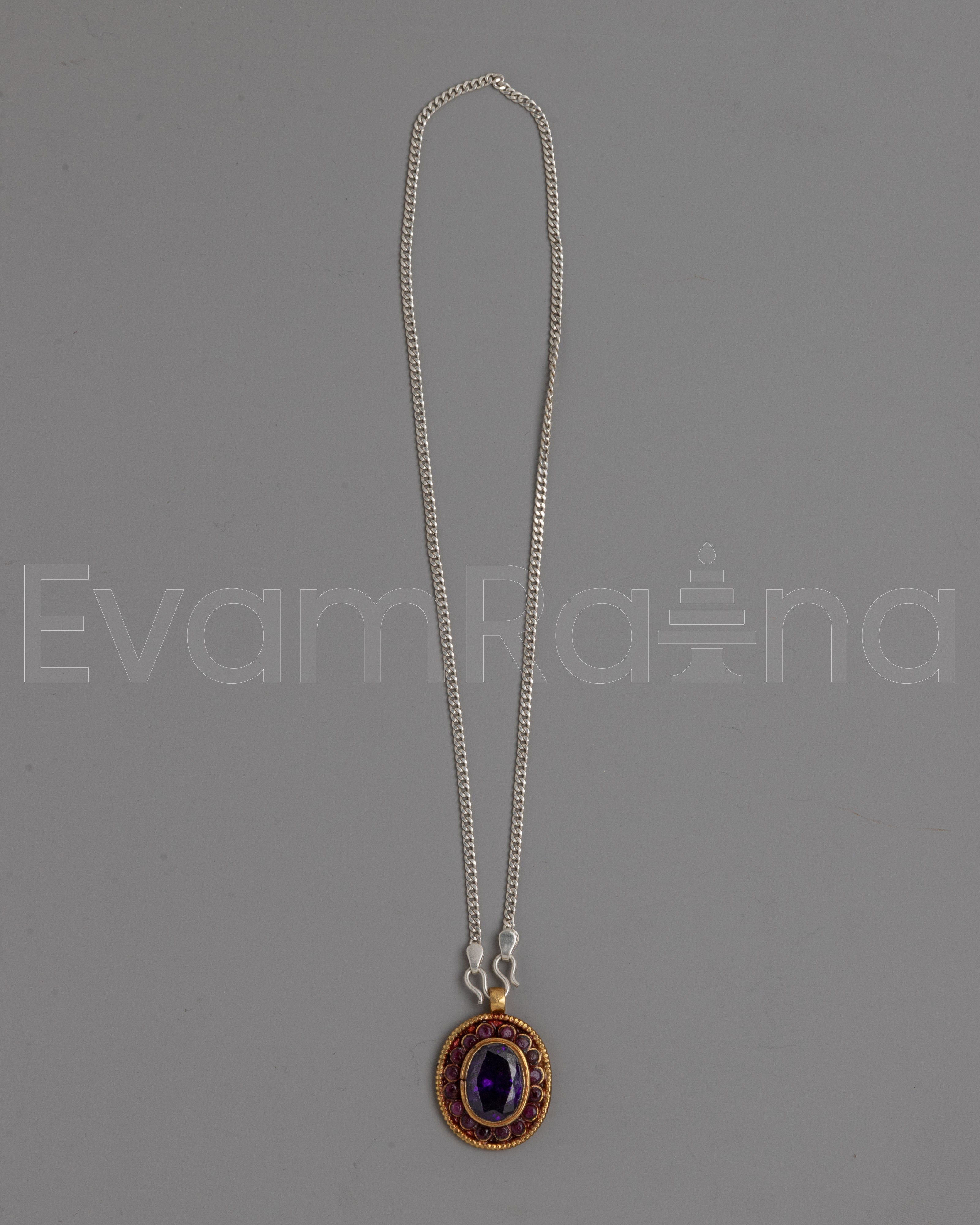 Silver Chain Locket 