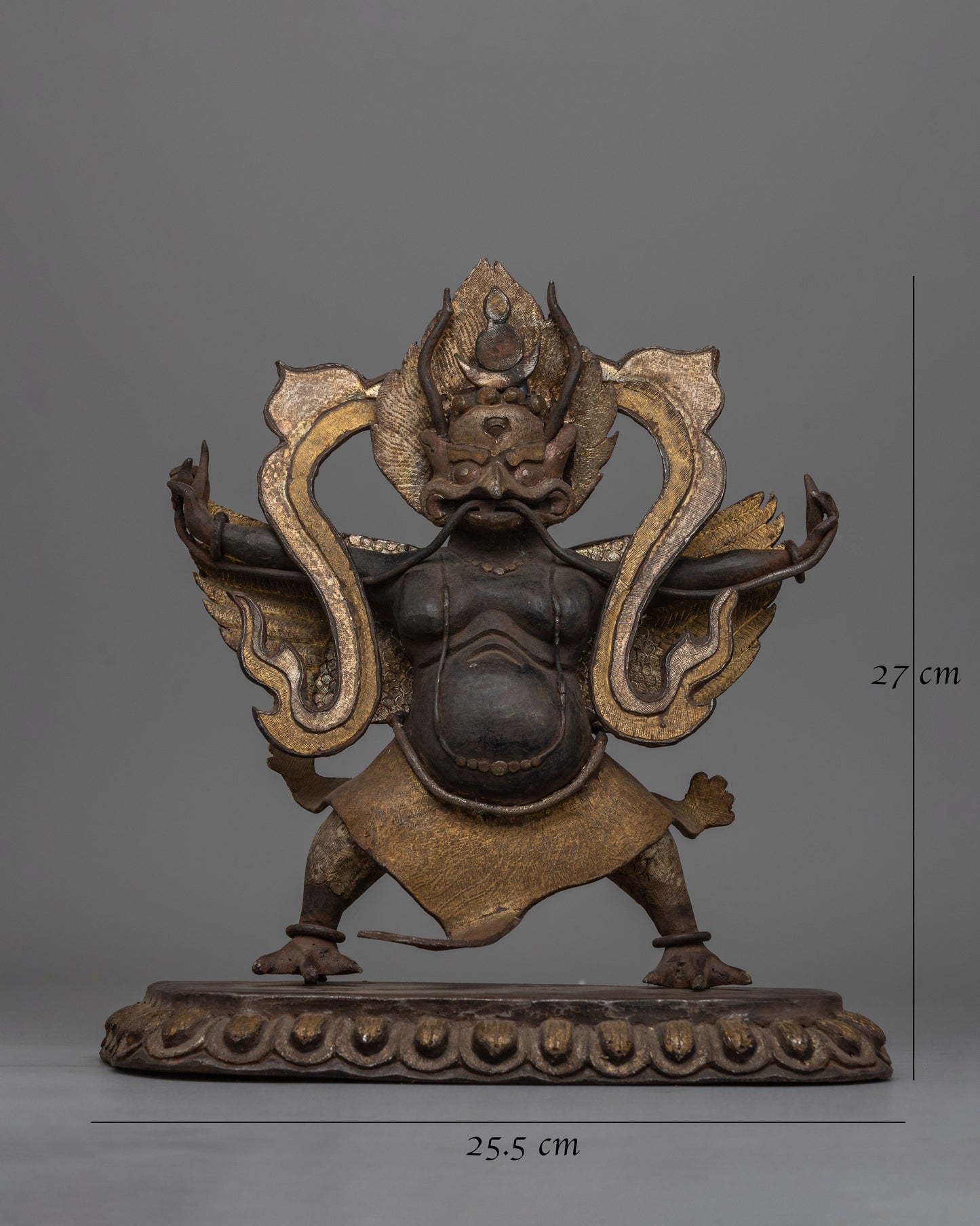 Elegant Garuda Statue  | Symbol of Divine Power and Protection in Buddhist Art