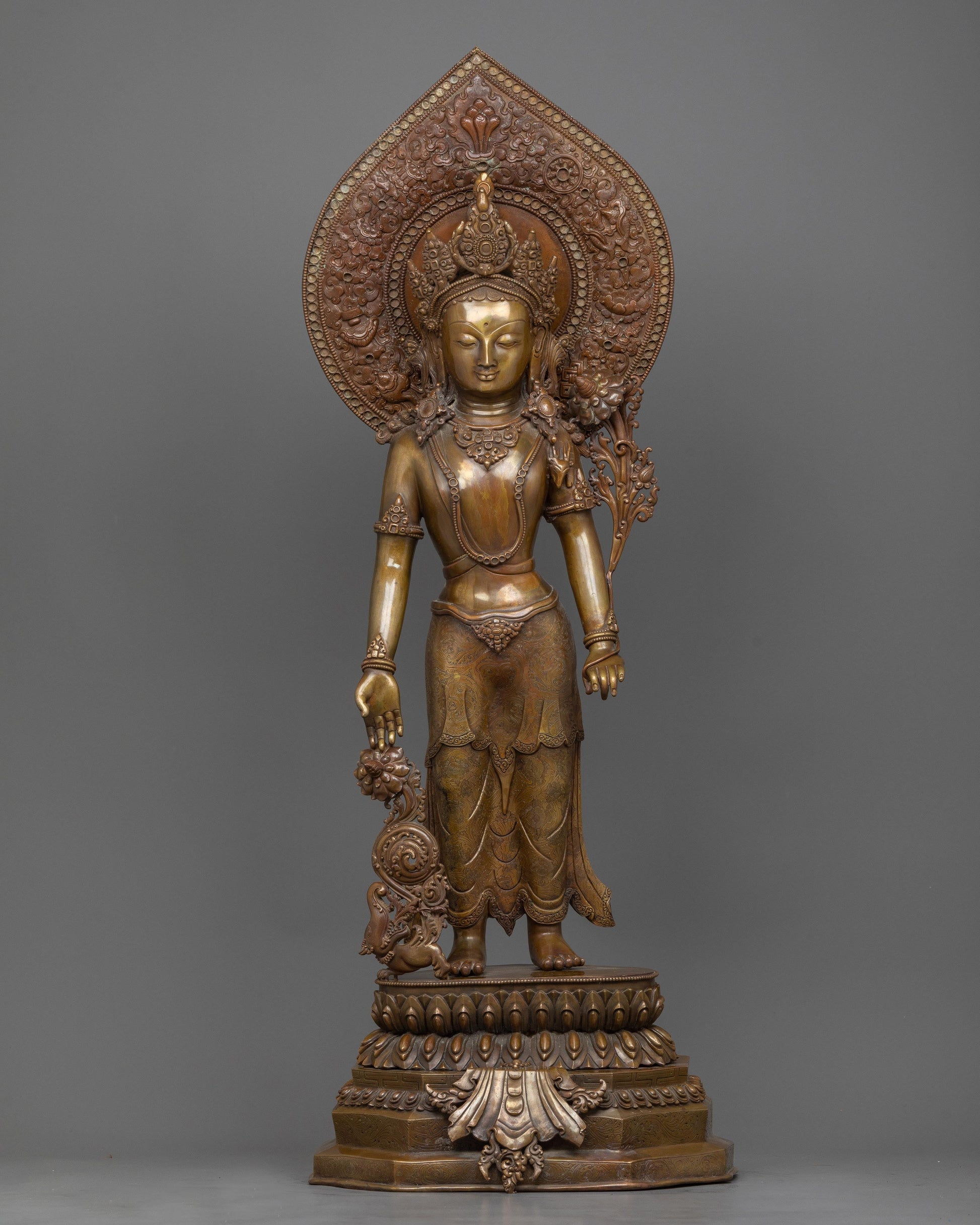 standing-chenrezig-padmapani