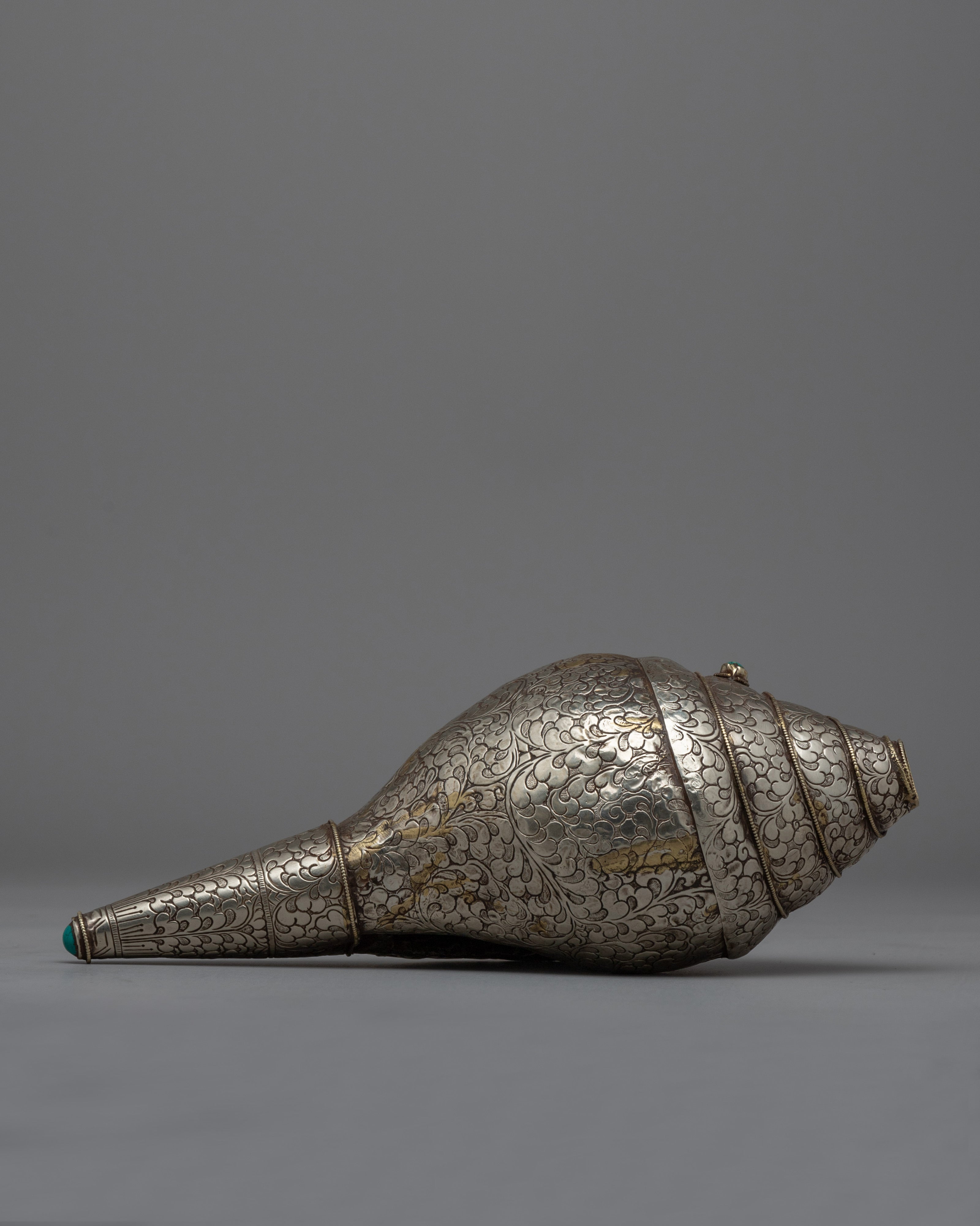 Buddhist Altar Conch Shell | Sacred Handcrafted Masterpiece for Your Altar