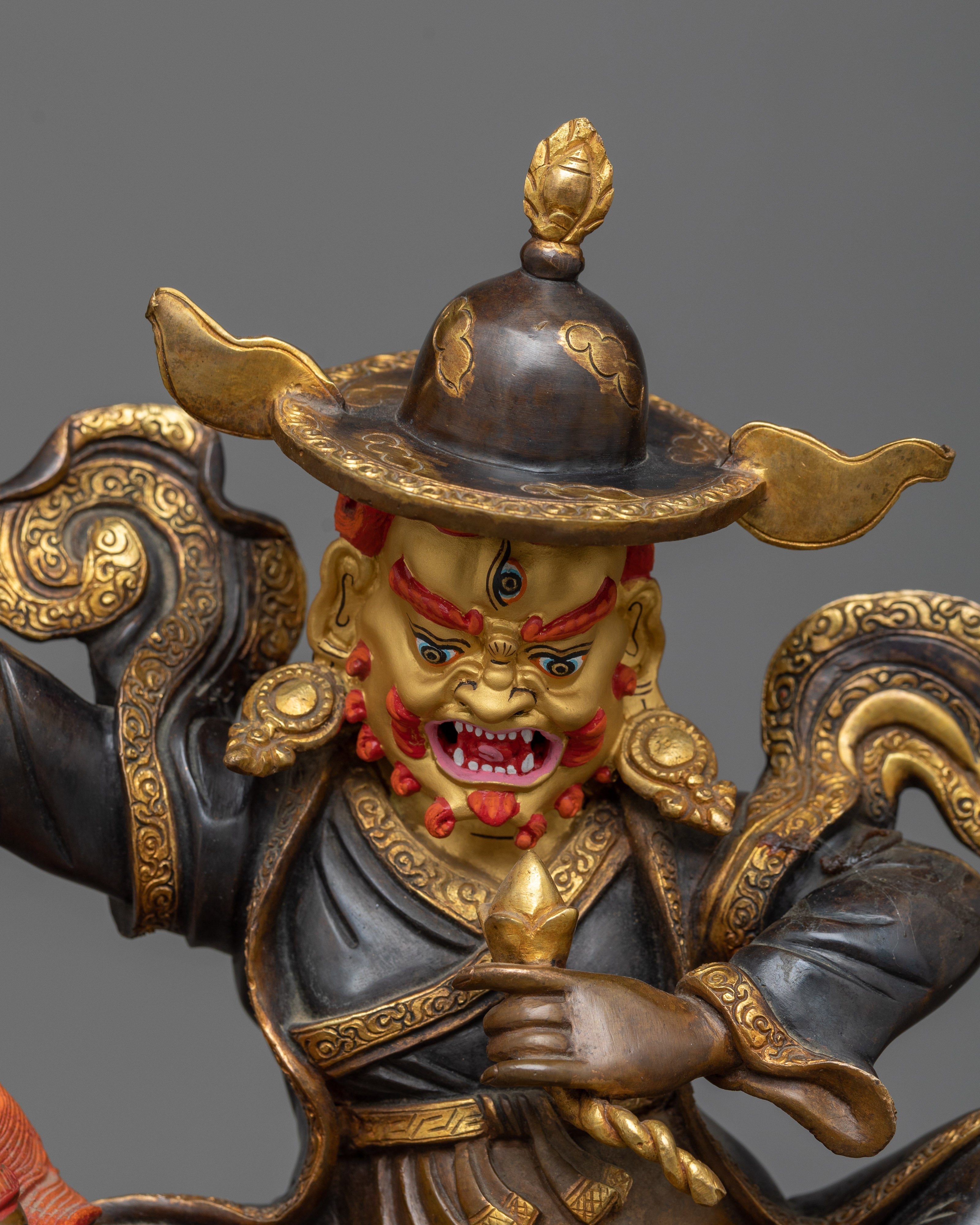 Dharma protector dorje-legpa