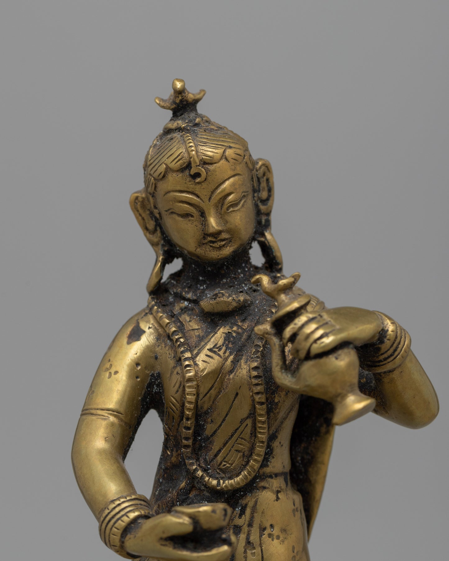 Elegant Handcrafted Newari Lady Offering Statue | Perfect for Altars or Spiritual Decor