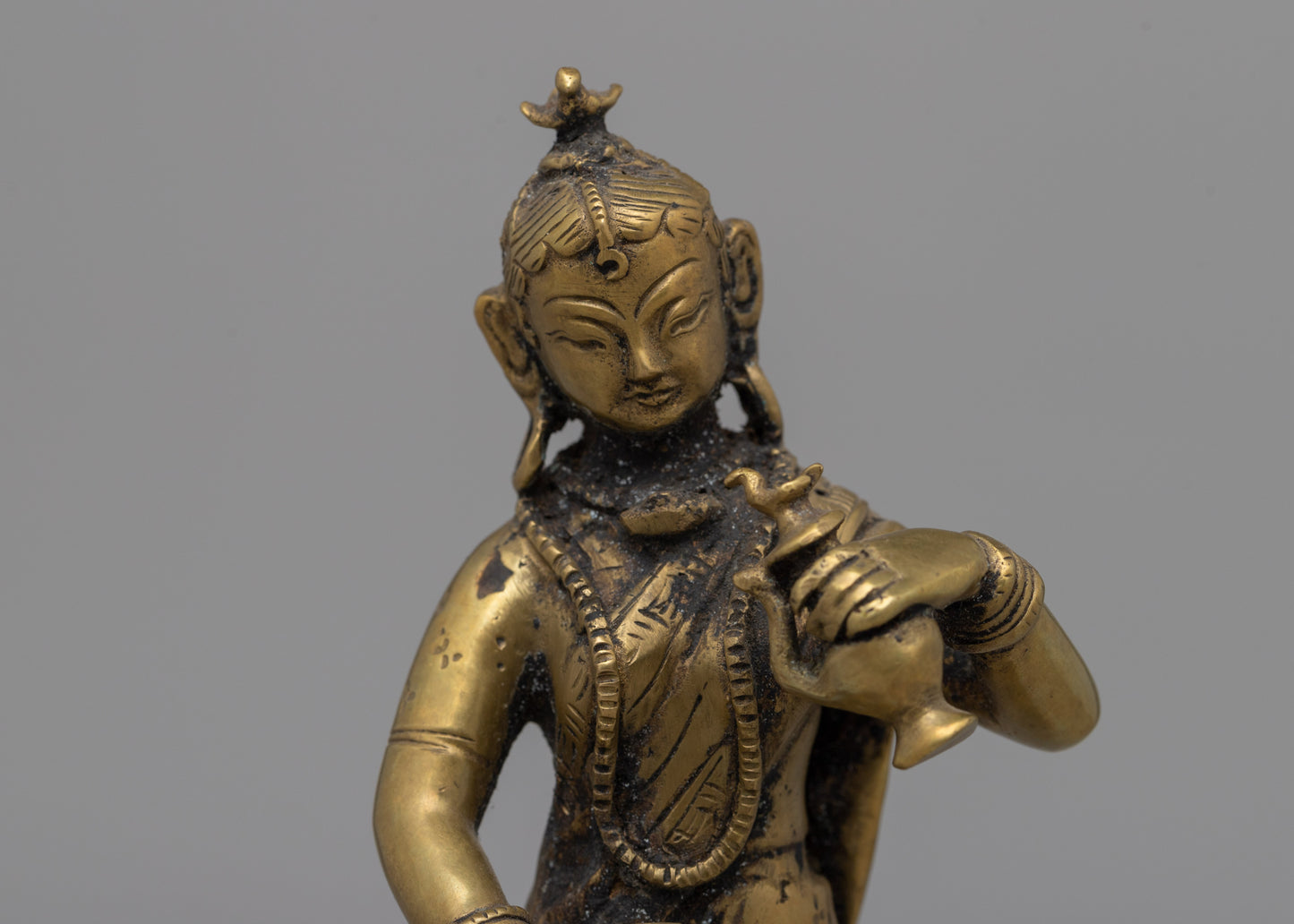 Elegant Handcrafted Newari Lady Offering Statue | Perfect for Altars or Spiritual Decor