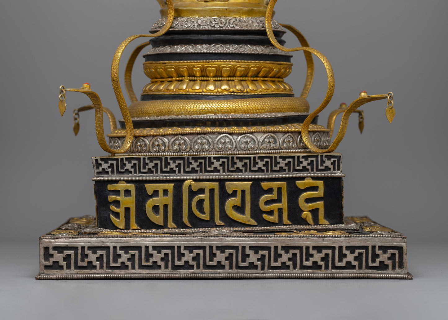 Decorative Buddhist Stupa Sculpture | Symbol of Peace and Enlightenment, for Home Decor