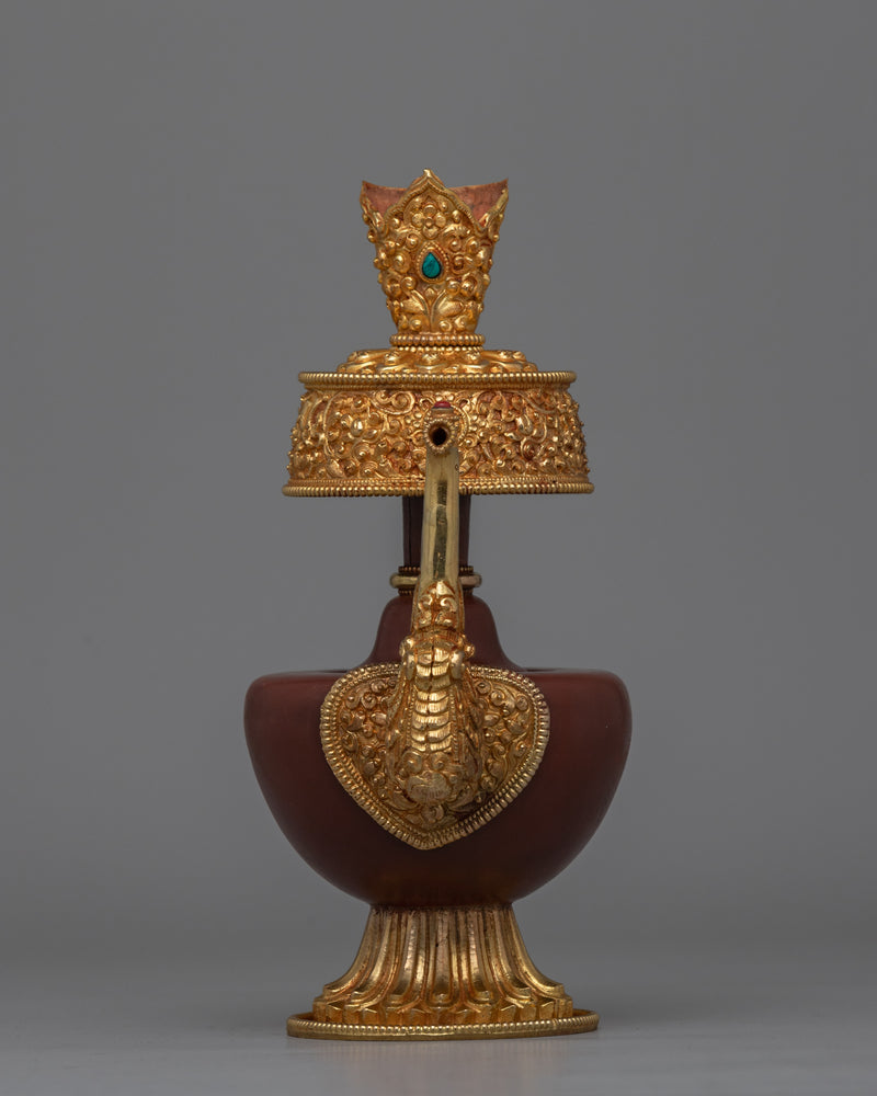 Gold-Plated Ritual Vases for Buddhist Ceremonies | Elegant Detailing