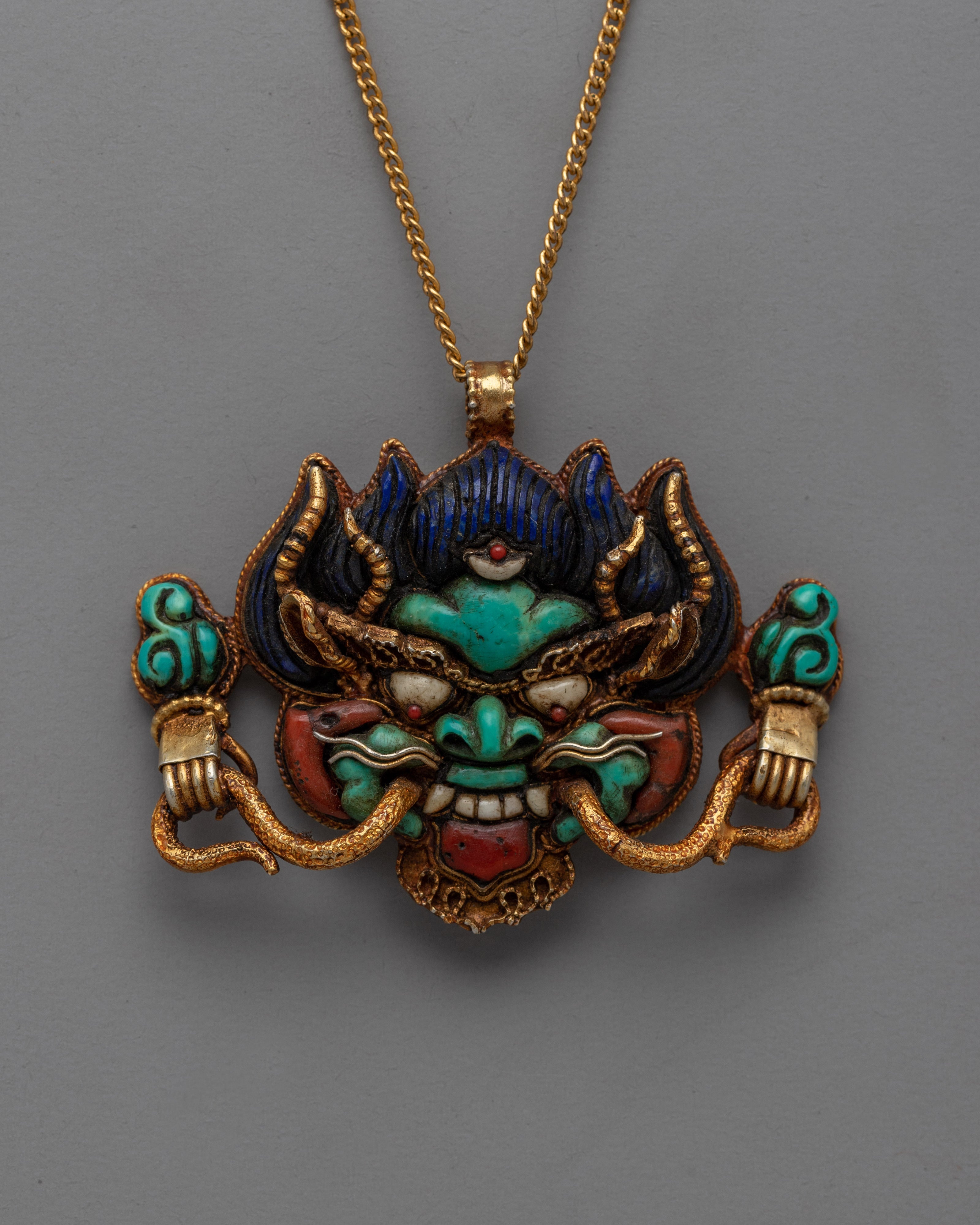 Bright and Symbolic Cheppu Face  Locket