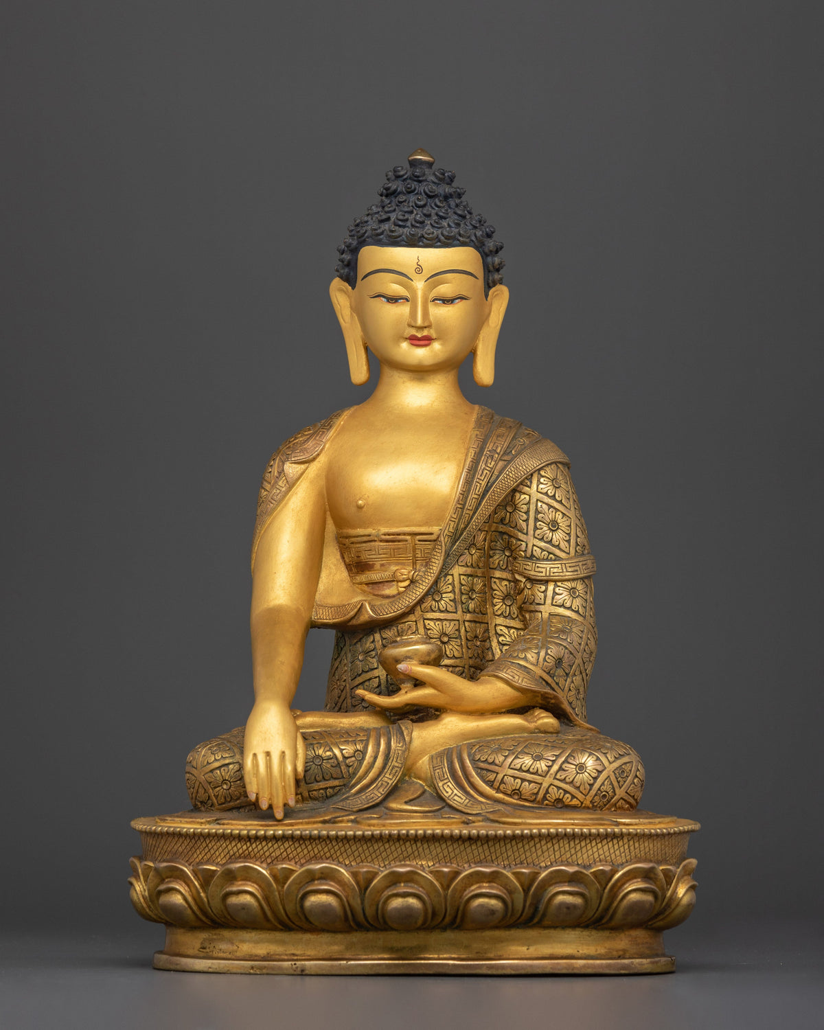 shakyamuni-buddha-handwork-antique-touch