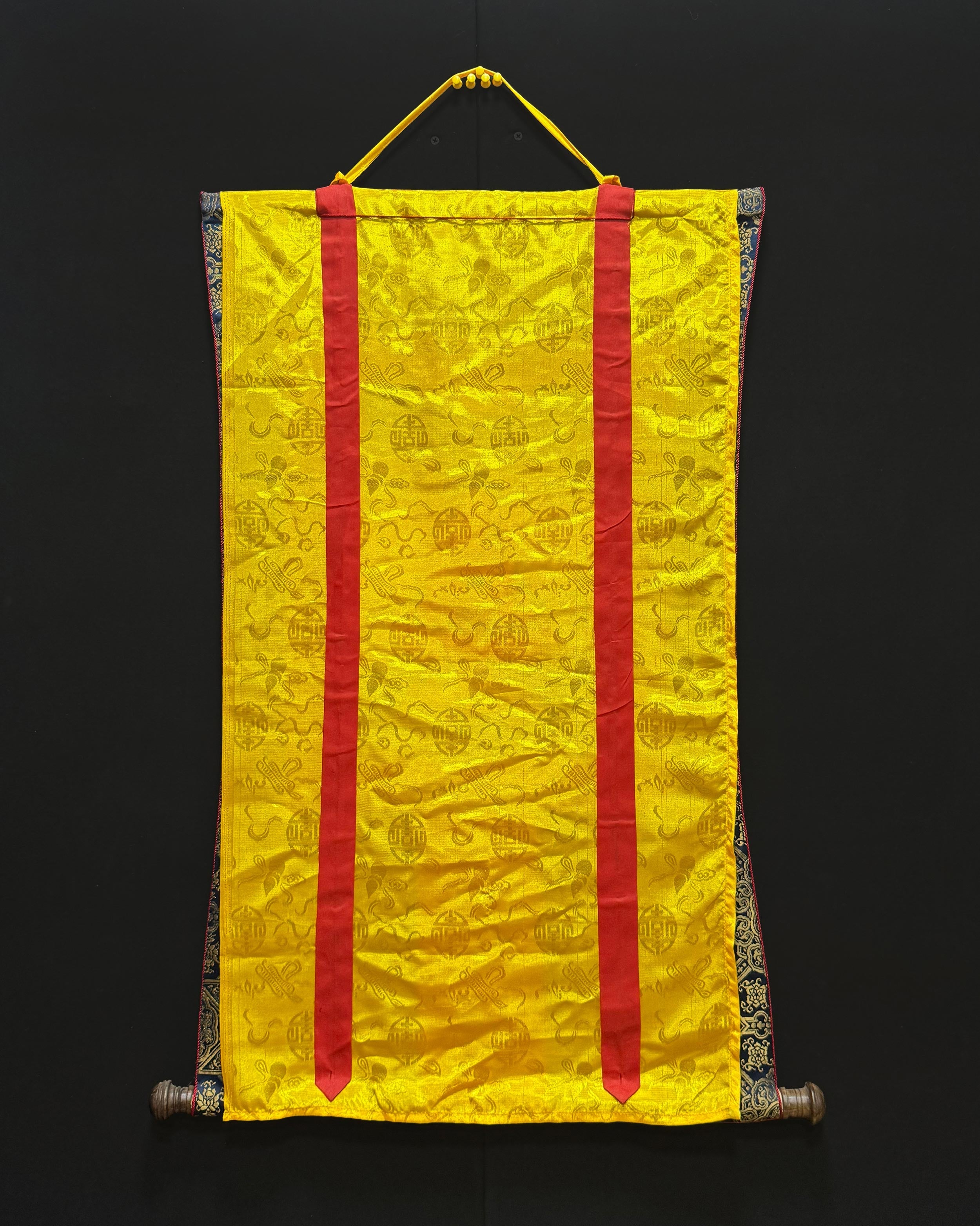 Siddhartha Gautama Thangka With Brocade | The Enlightened One Shakyamuni Buddha
