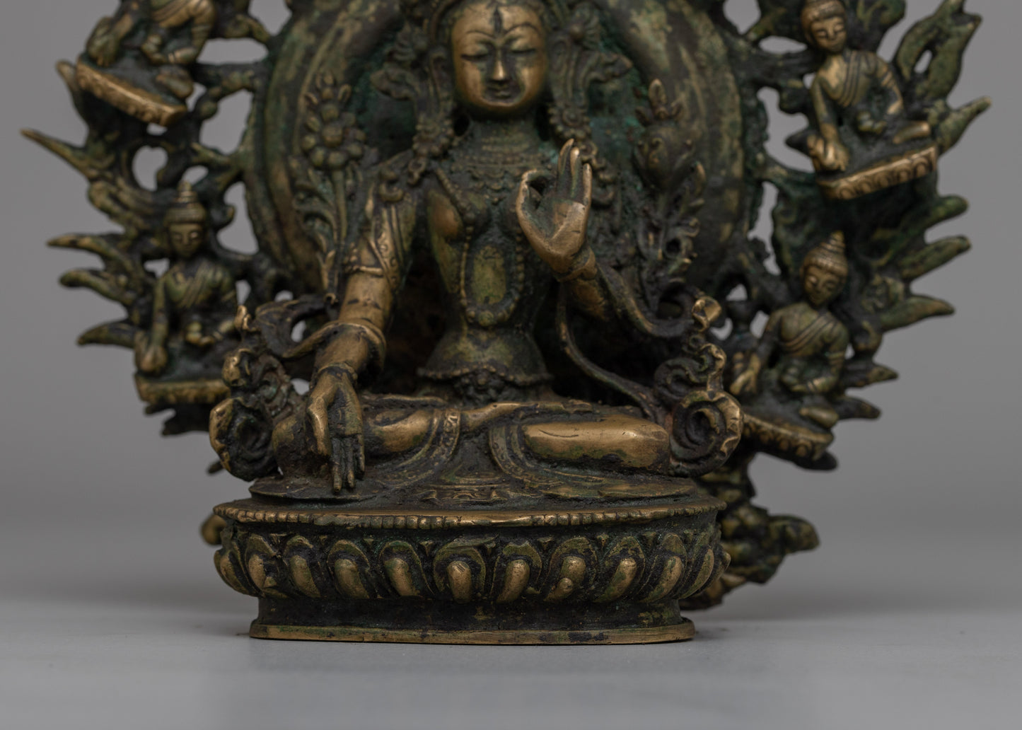 Tibetan White Tara Buddhist Statue | Symbol of Purity and Wisdom for Altar and Rituals