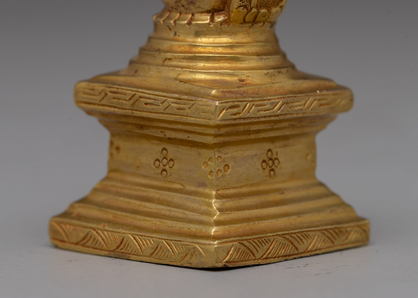 Compact Gold-Plated Buddhist Stupa | Meditation and Enlightenment