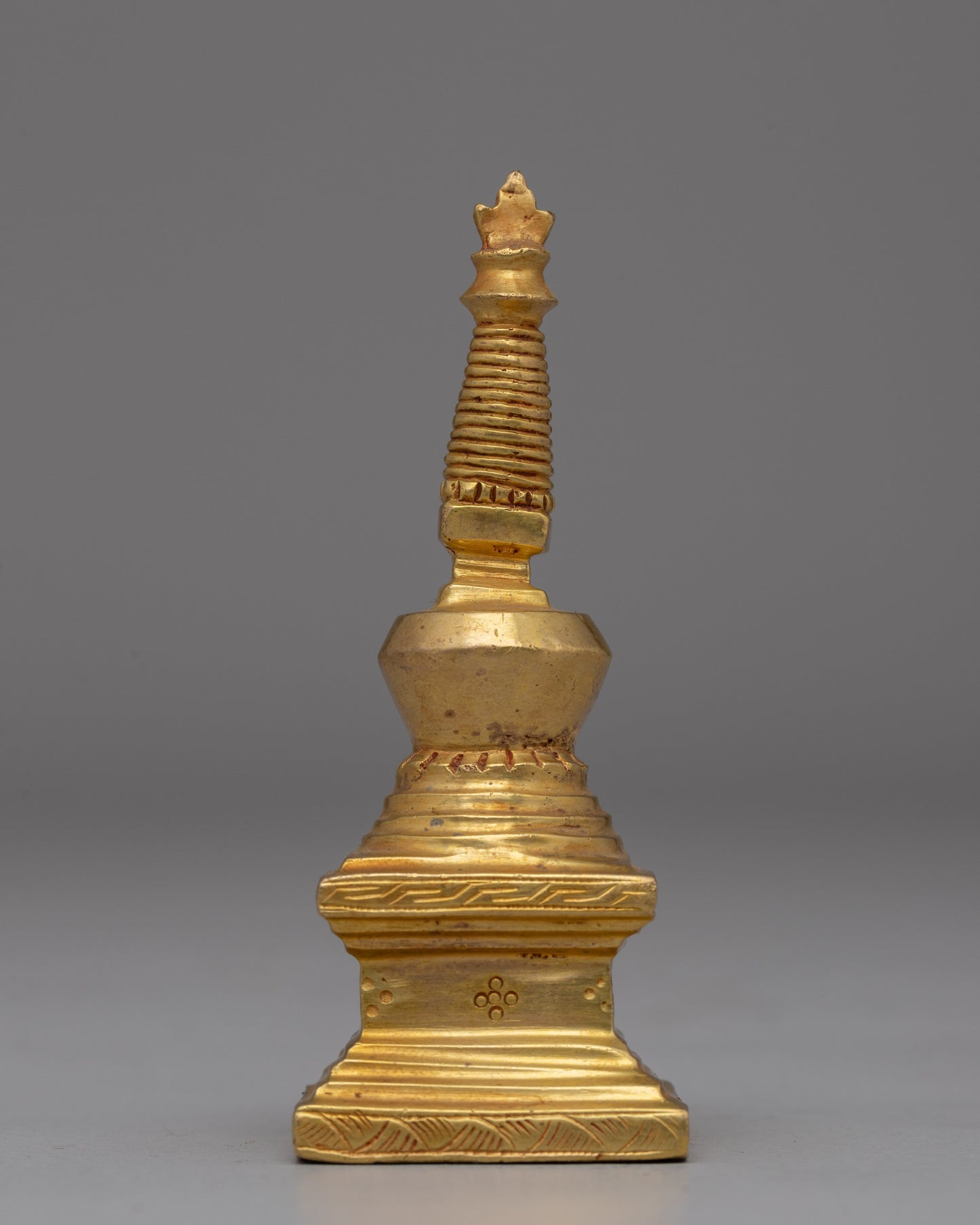 Compact Gold-Plated Buddhist Stupa | Meditation and Enlightenment