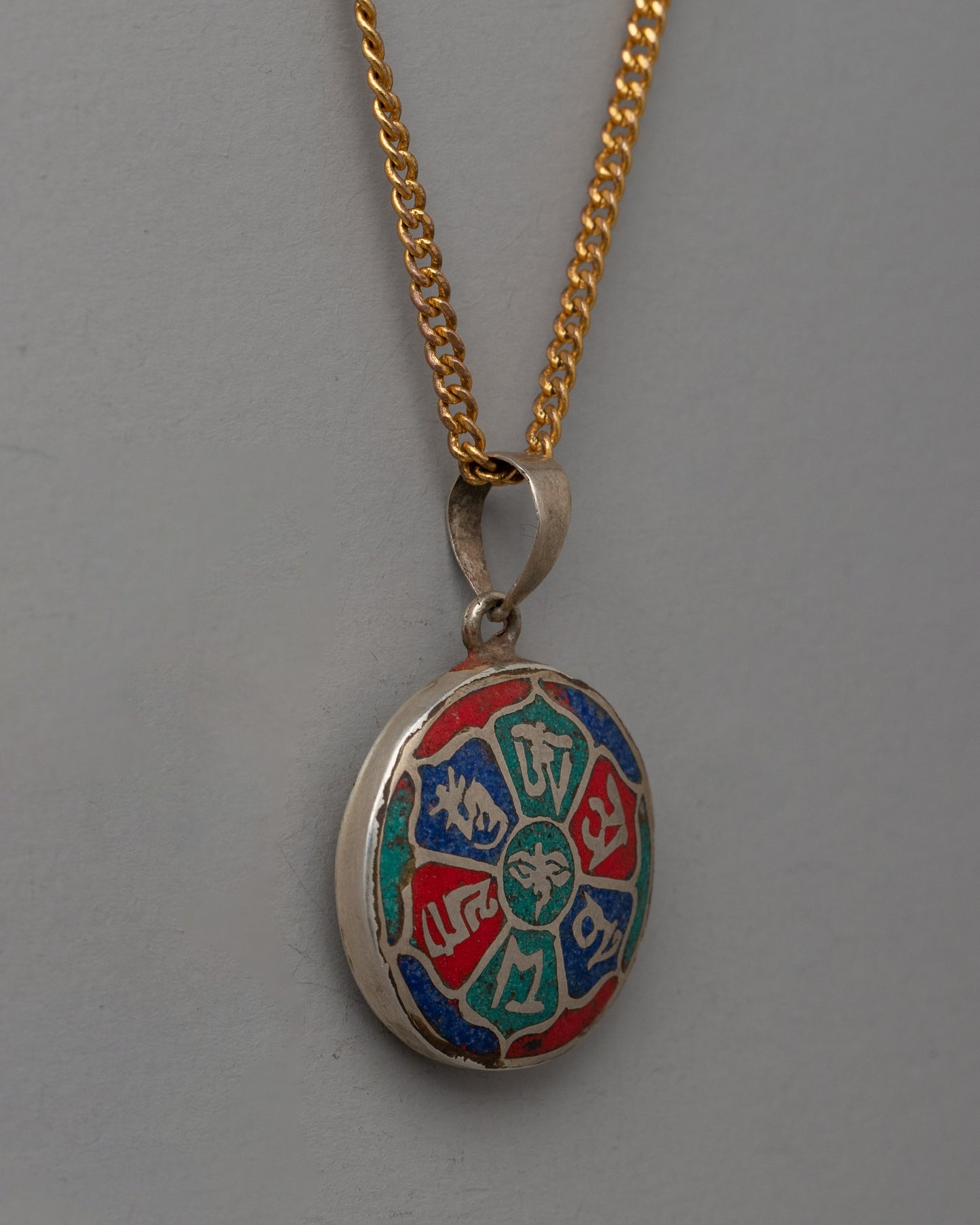 Handcrafted Round Pendant | Elegant White Metal Pendant with Coral, Turquoise, and Lapis Lazuli