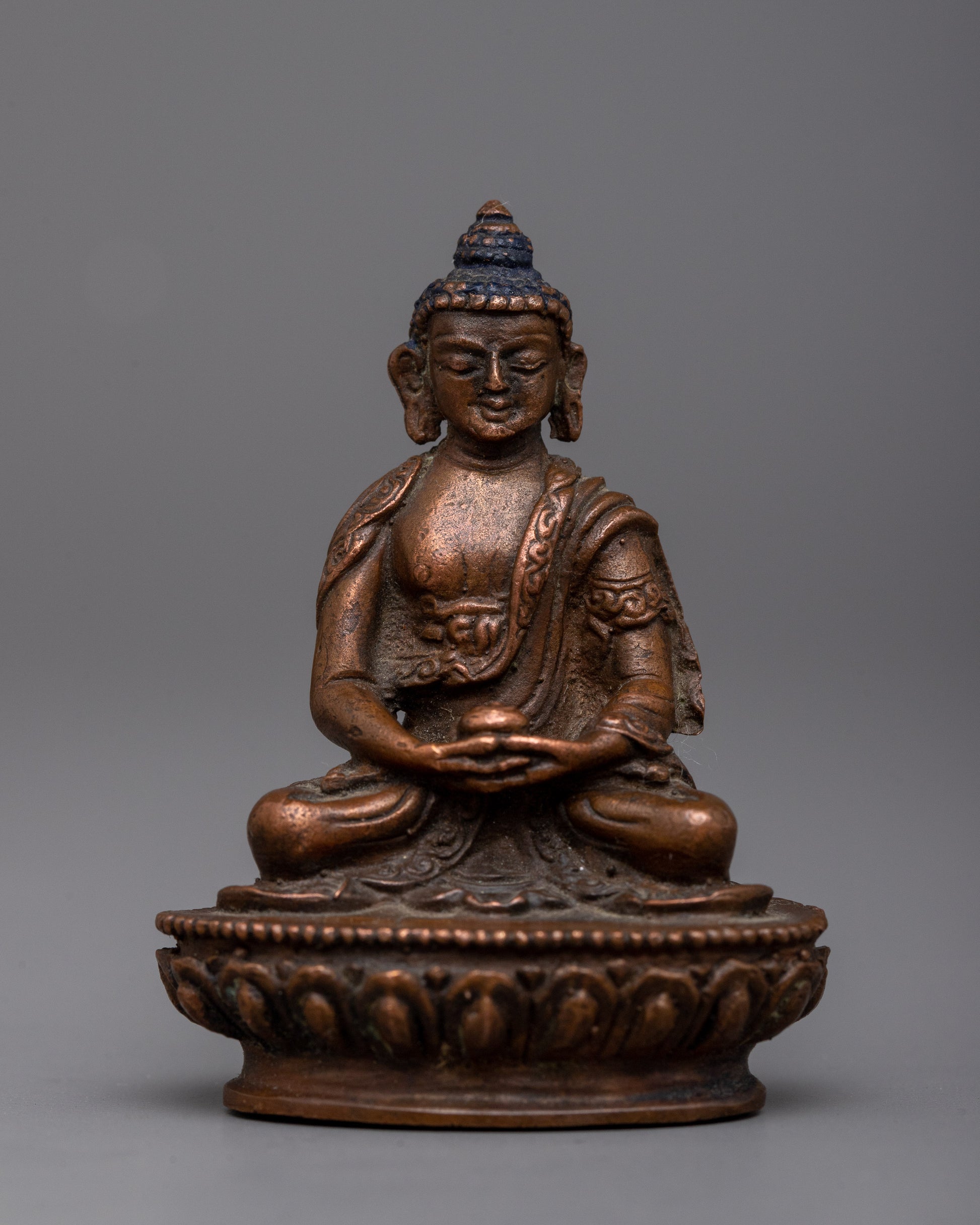 buddha amitabha statue