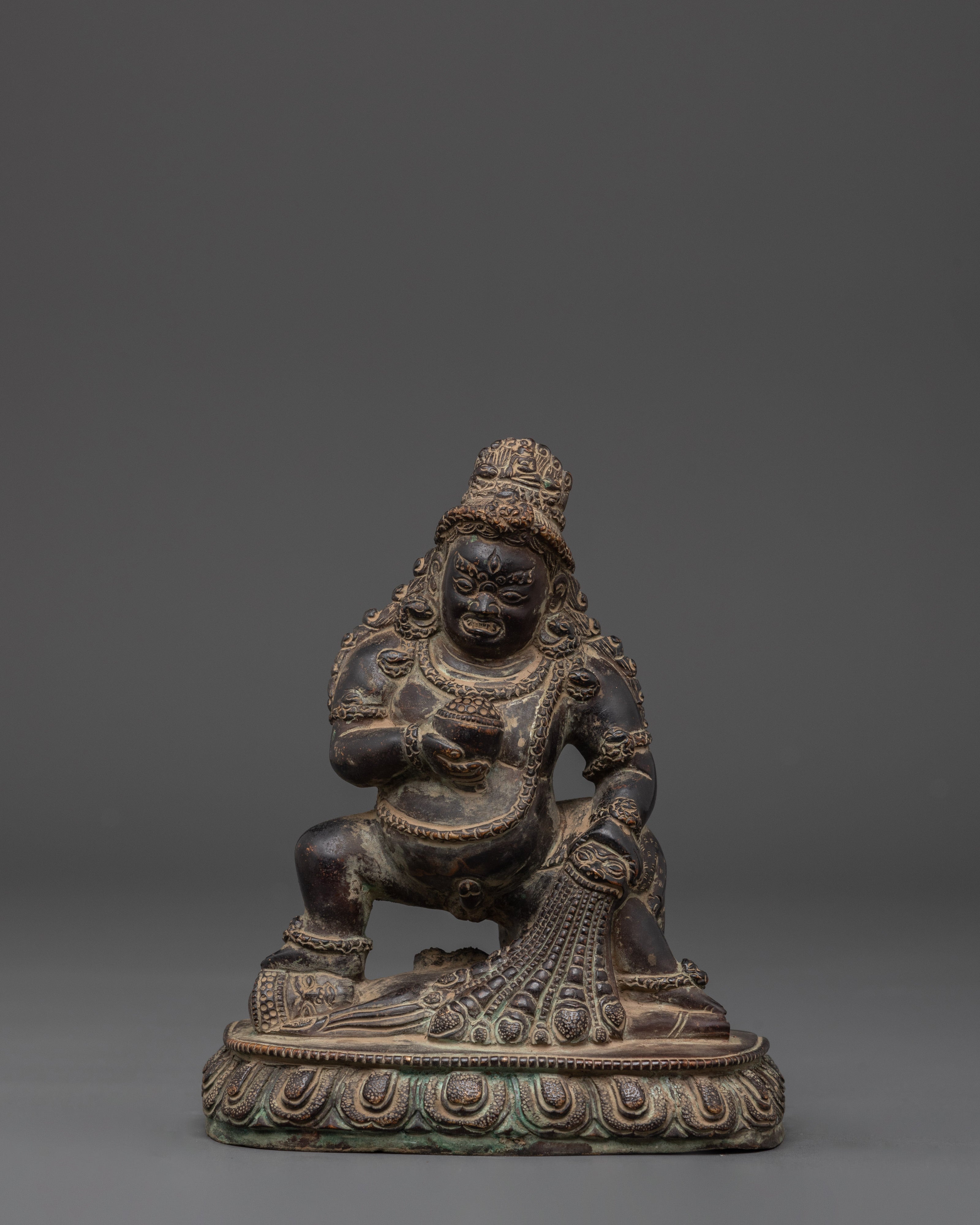 Sacred Black Dzambhala Statue