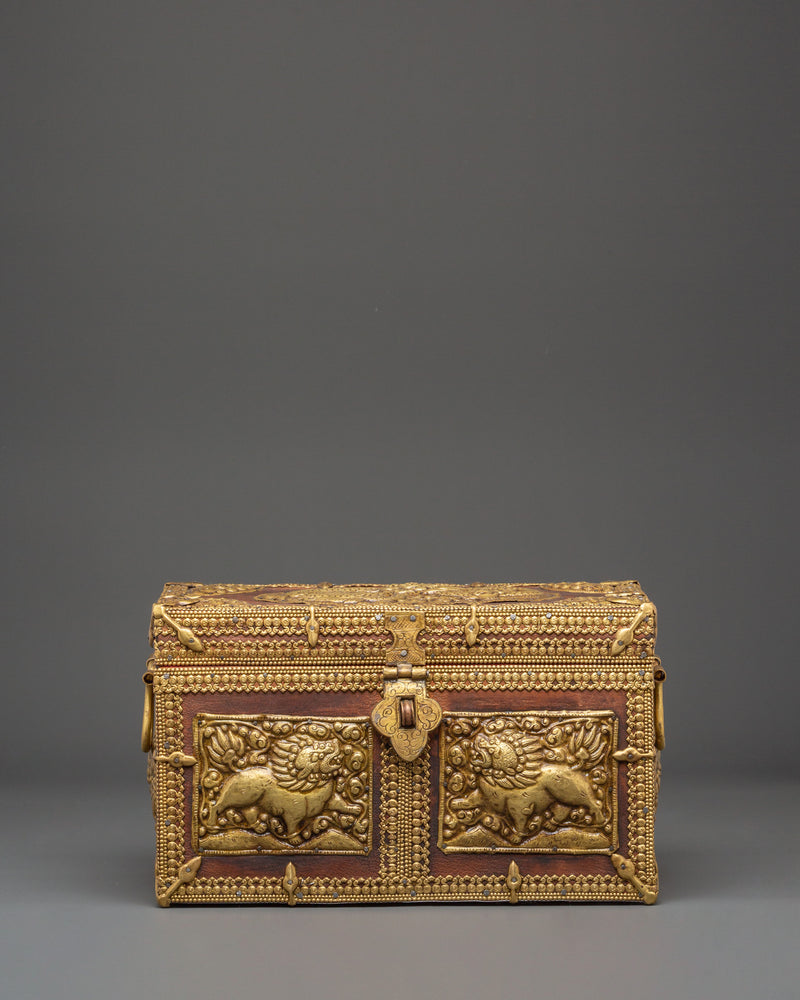 Tibetan Buddhist Box | Box with Guardian Lion Motifs