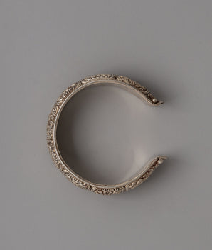 Silver Bracelet Featuring Eight Auspicious Symbols