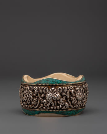tibetan-silver-bracelet-with-auspicious-symbol-carved